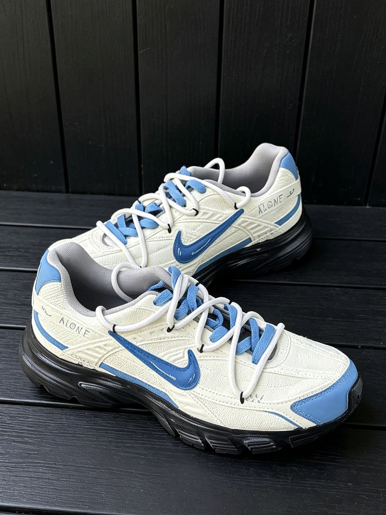 实测!Nike Initiator空屿蓝厚底增高效果如何
