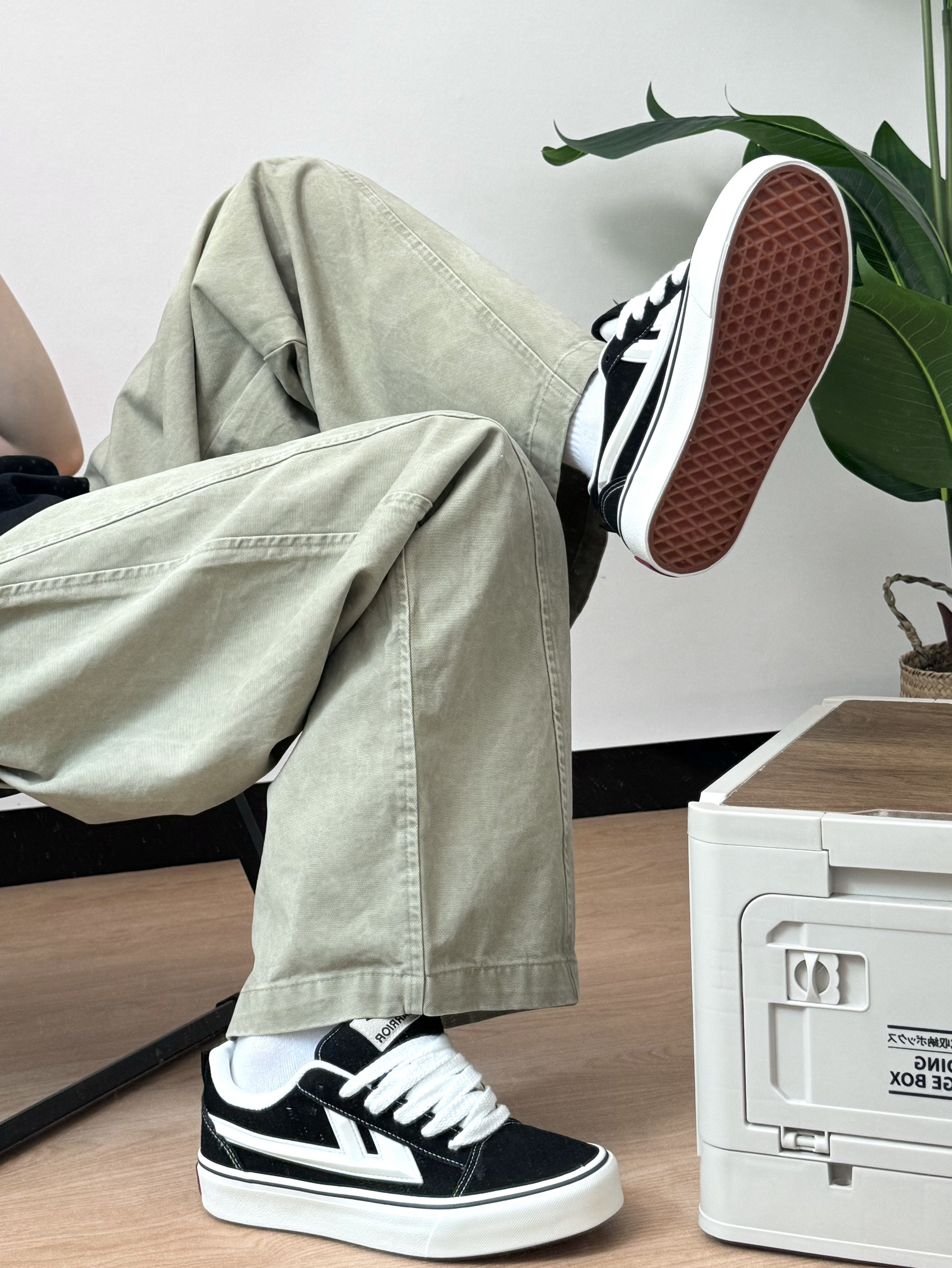 💥呜呜黑白面包鞋真的好🆒…上脚这么帅的嘛❗️❓