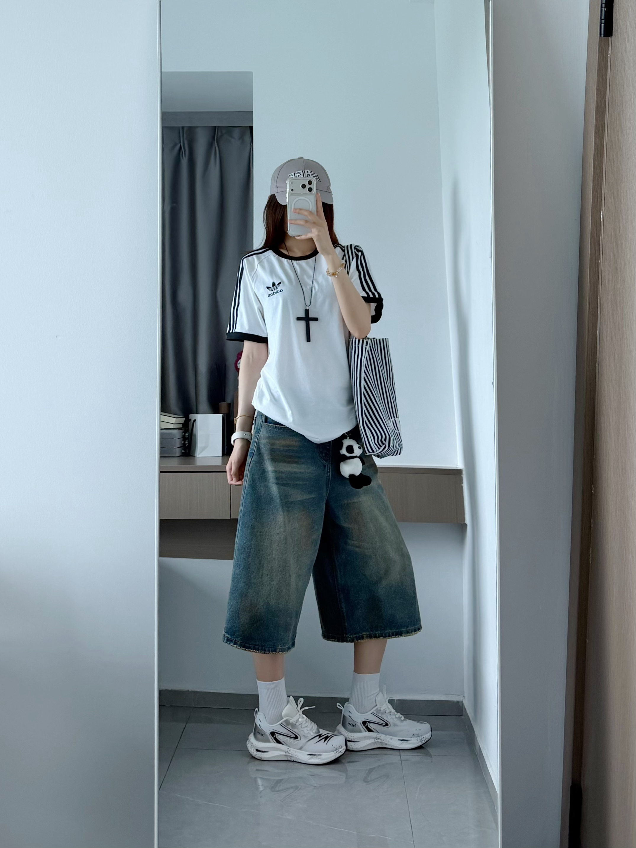 阿迪短袖➕七分裤➕板鞋 美式又帅气！！