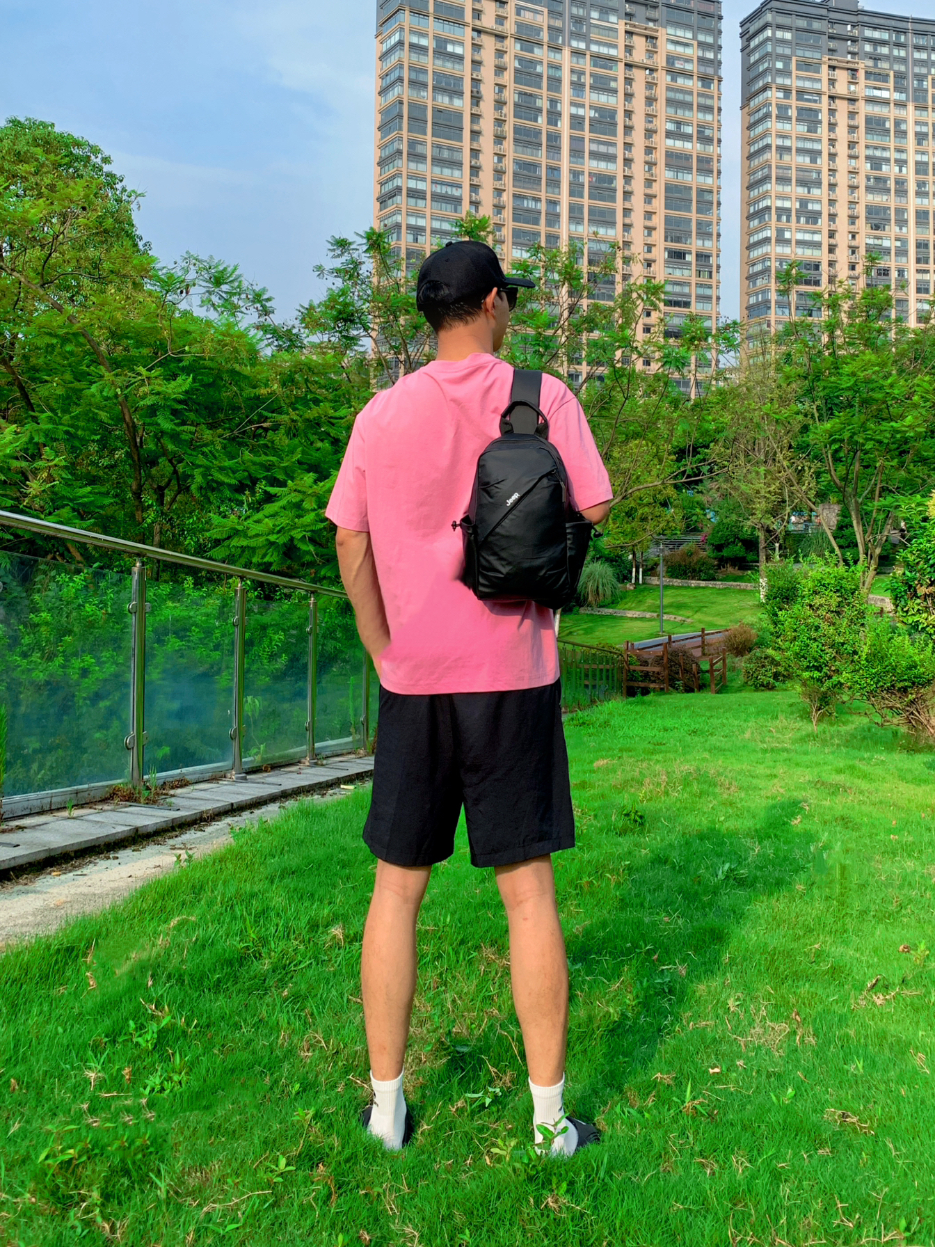 这么帅的机能风斜挎包男生真的无法拒绝!