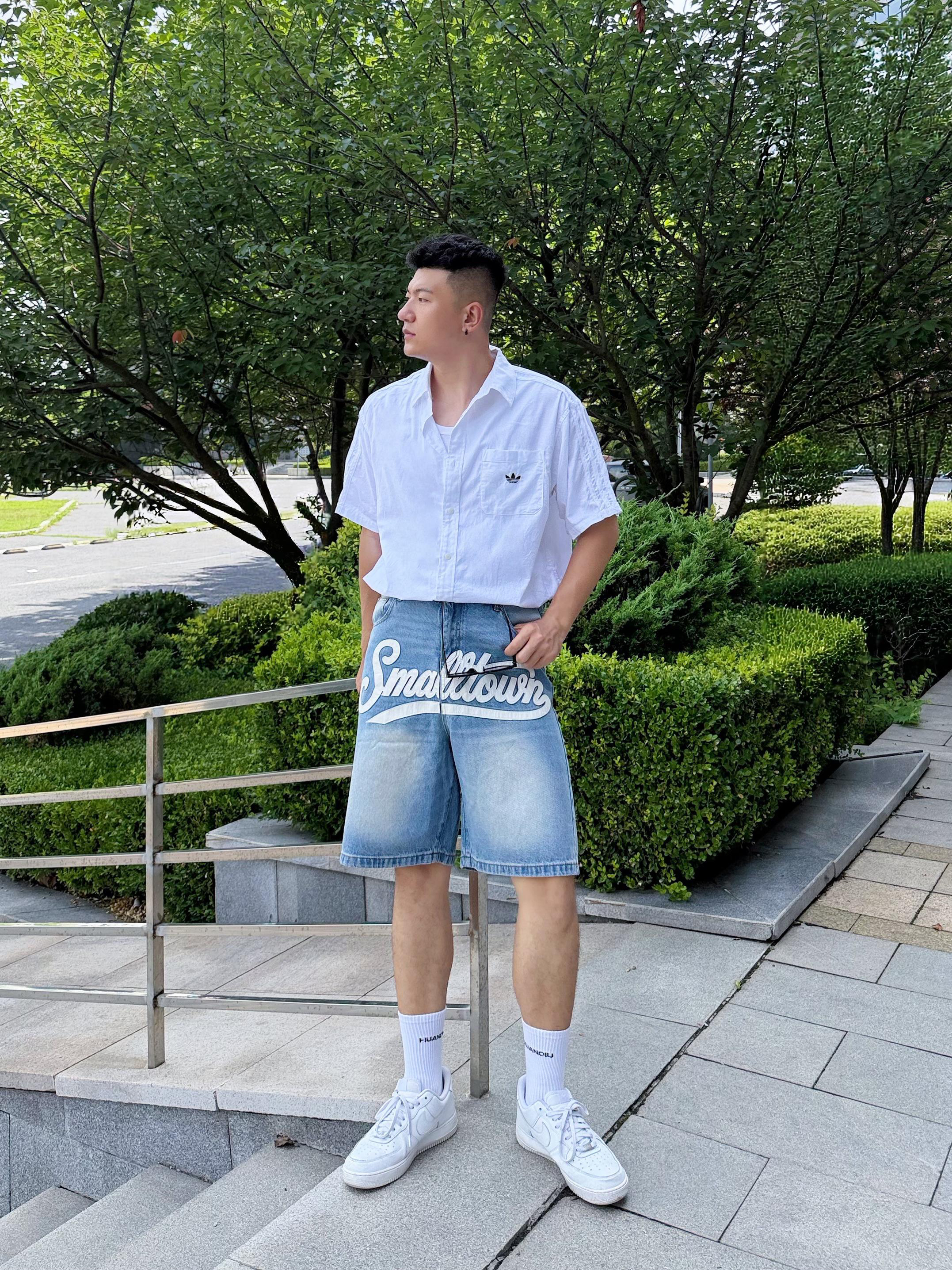 白衬衫+牛仔短裤 | 国潮太酷啦😎
