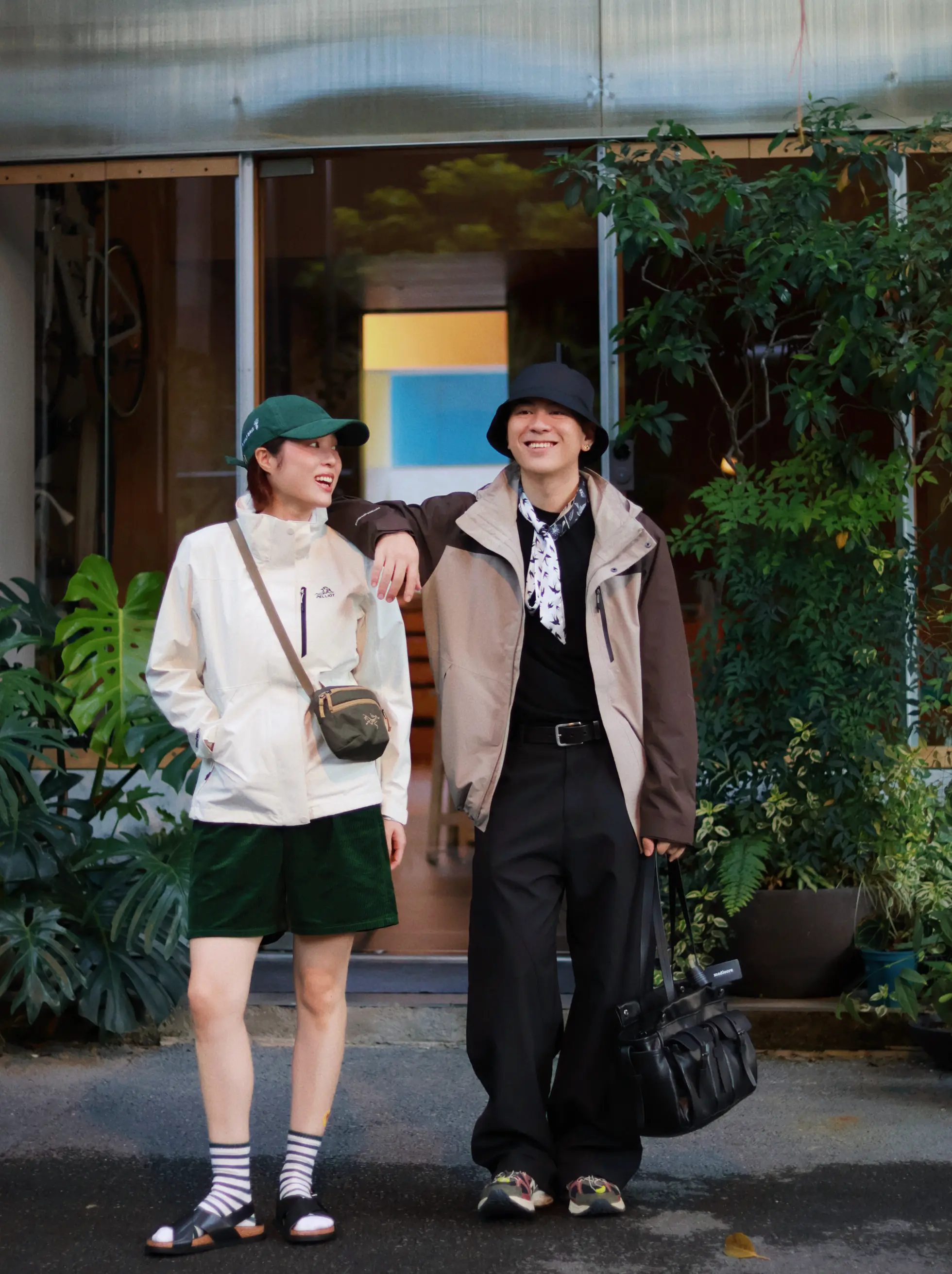 把轻户外风穿进日常约会里👫