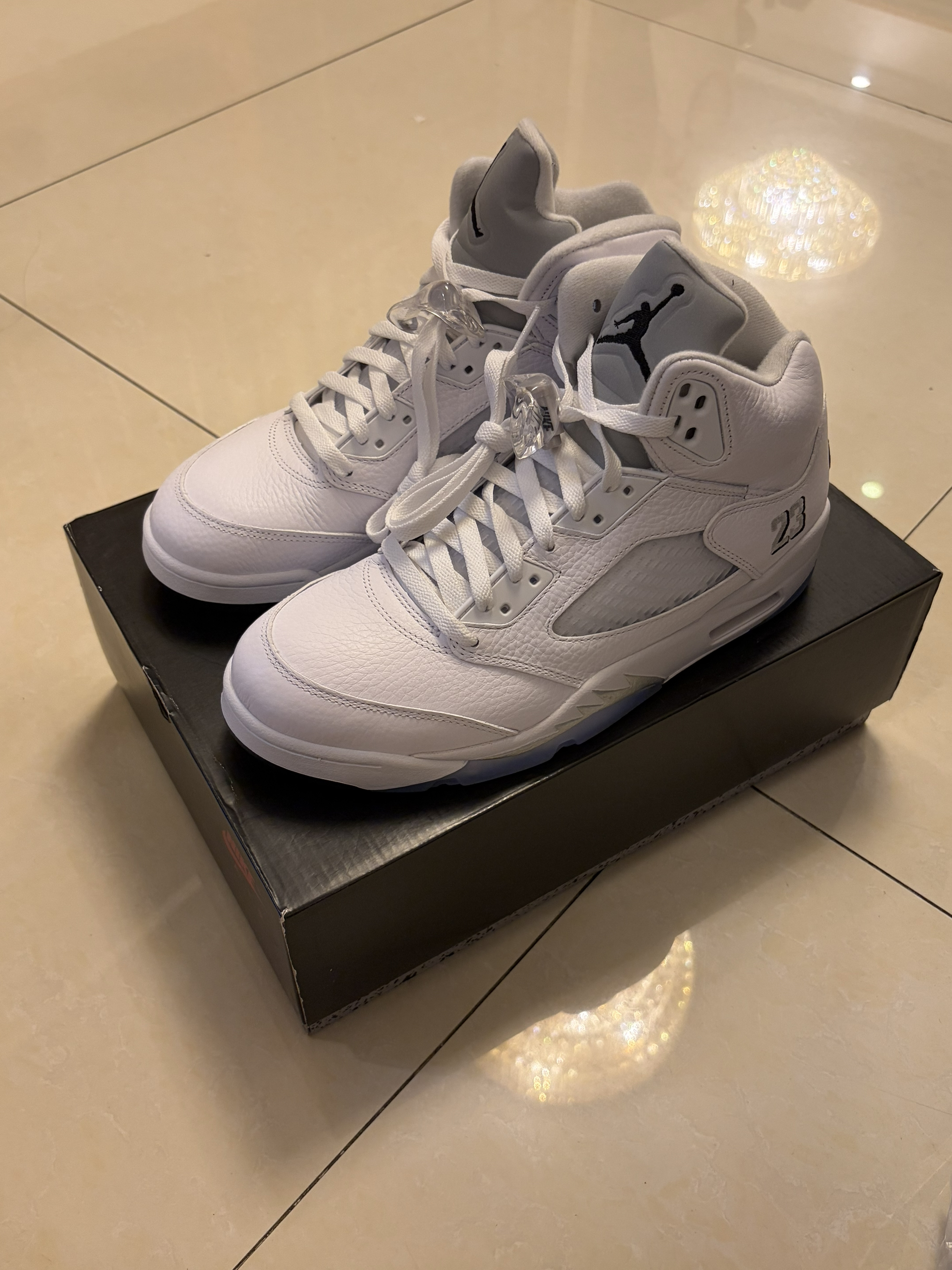 👟球鞋名称：

🔍分享理由：

🤔整体感