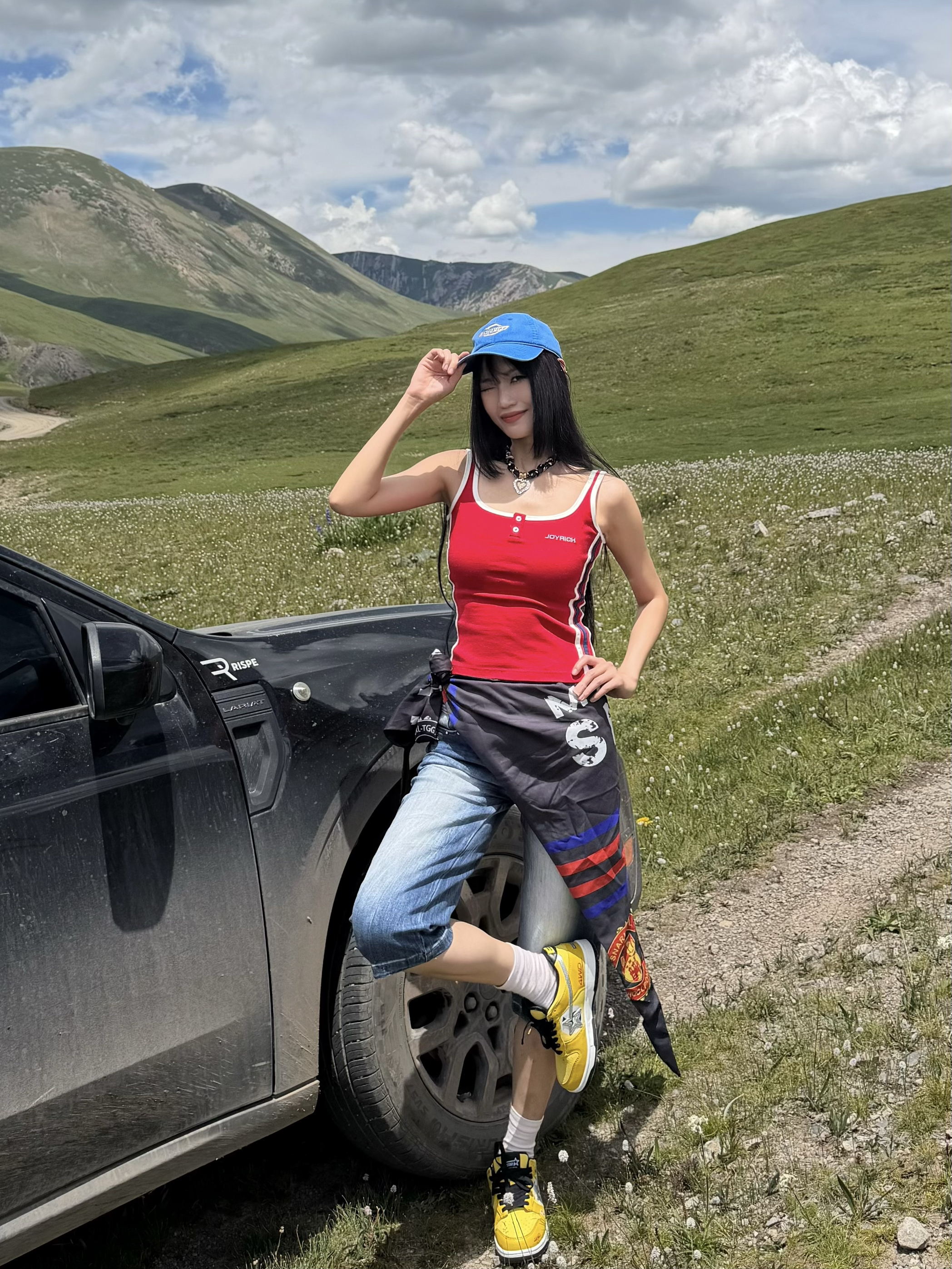这个夏天get✓高饱和草原赛车🏎️风穿搭
