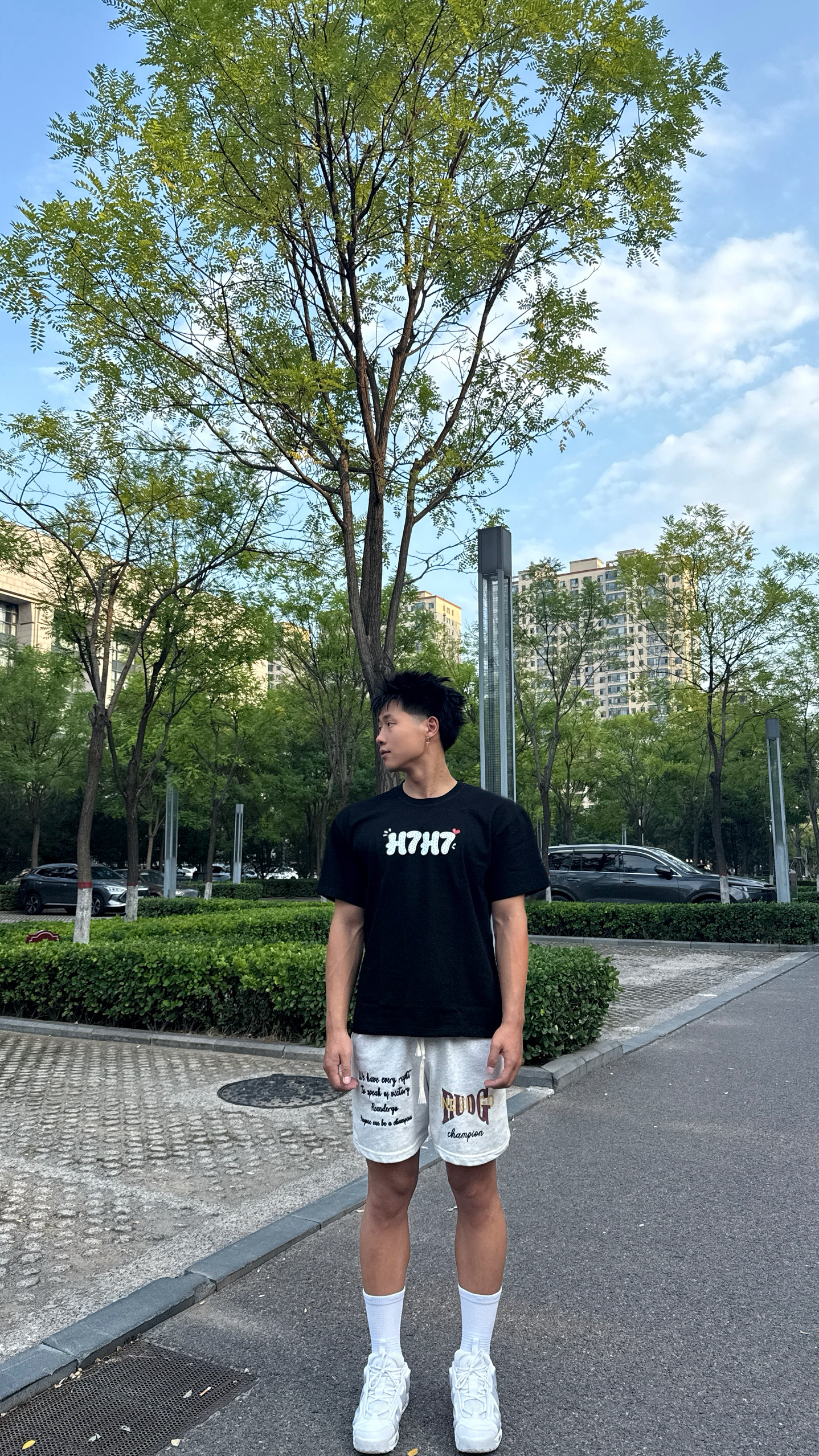 H7H7这件短袖上身真的很舒服✨