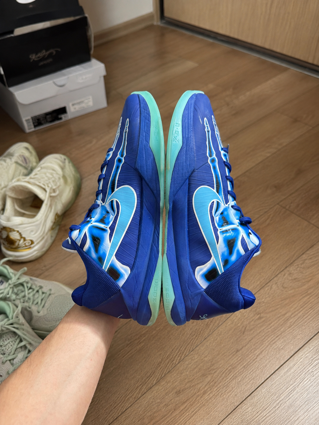 Nike Kobe 5 X‑Ray 骷髅透视