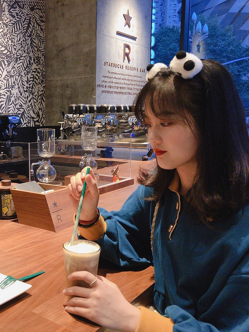 早秋出游穿搭 |当我用蓝色💙开启在成都的一天!