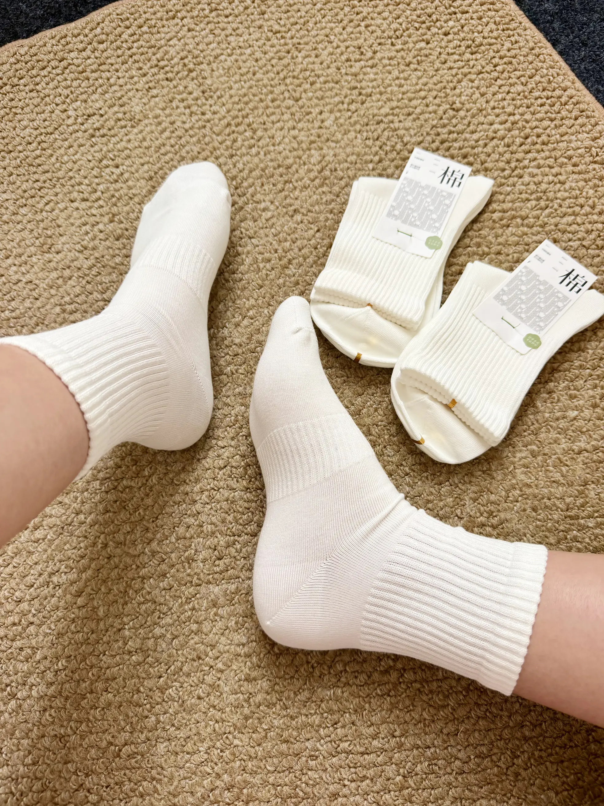 爱你老己 ˗ˋˏᰔᩚˎˊ˗ 软fufu白棉袜搭老爹鞋太舒服啦!!