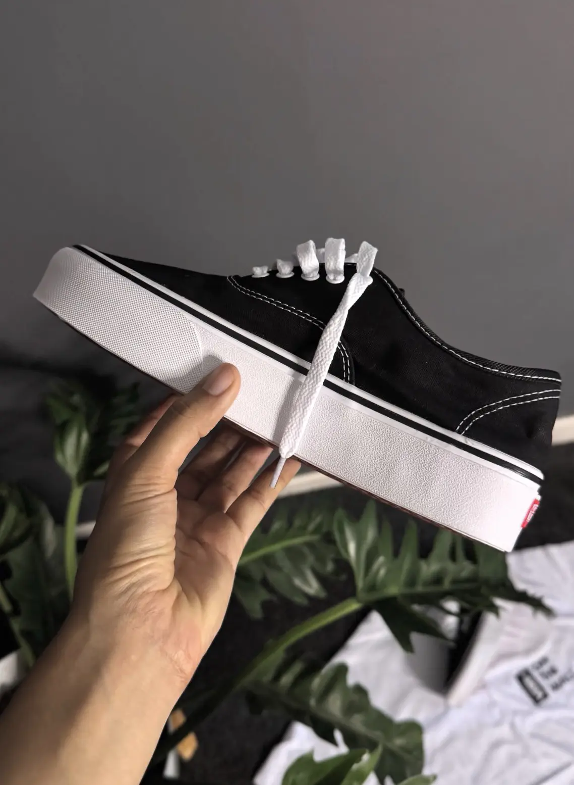 Vans Authentic厚底|经典黑白帆布鞋