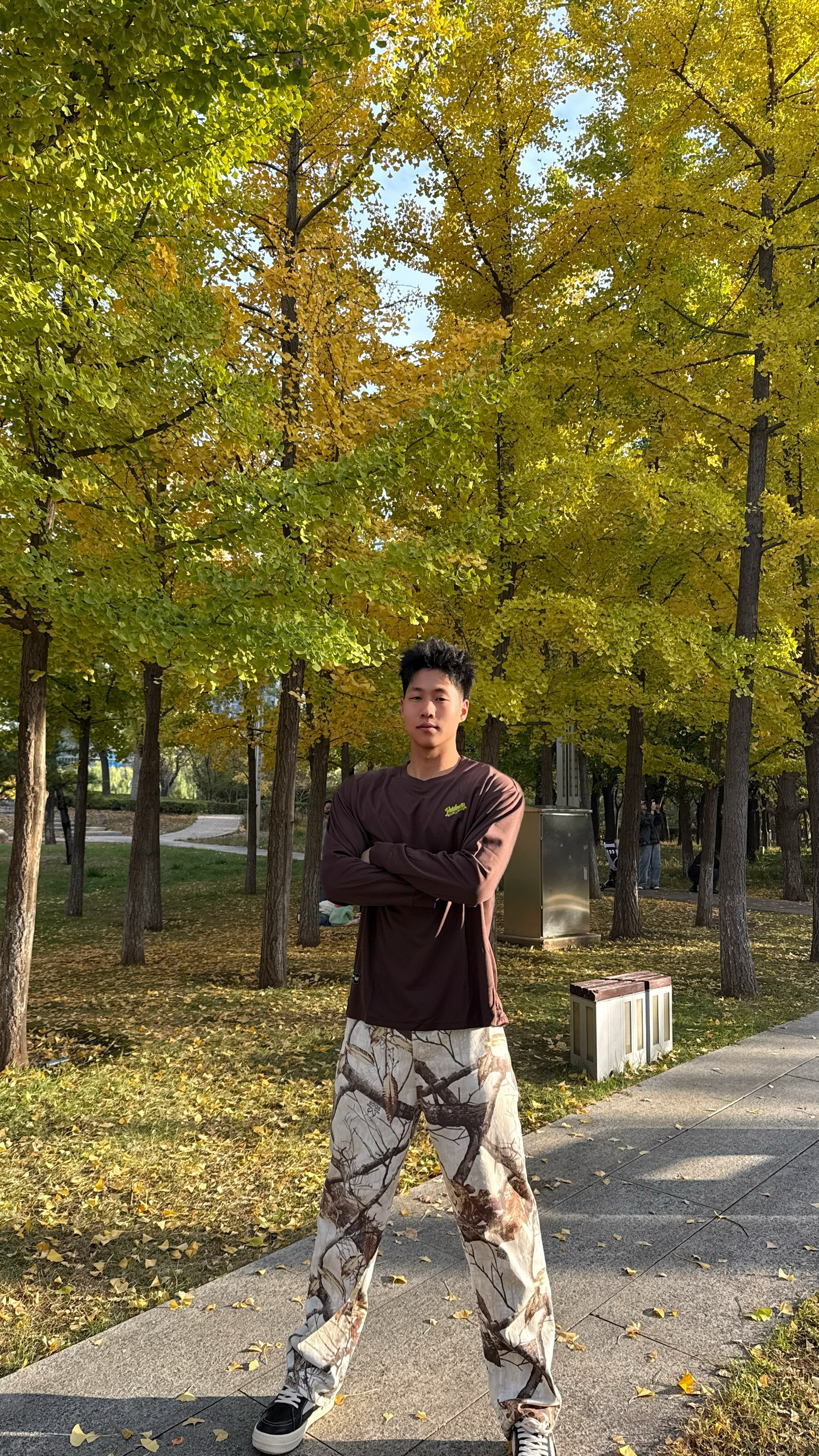 秋日户外松弛感|维动这件长袖太好穿🍂