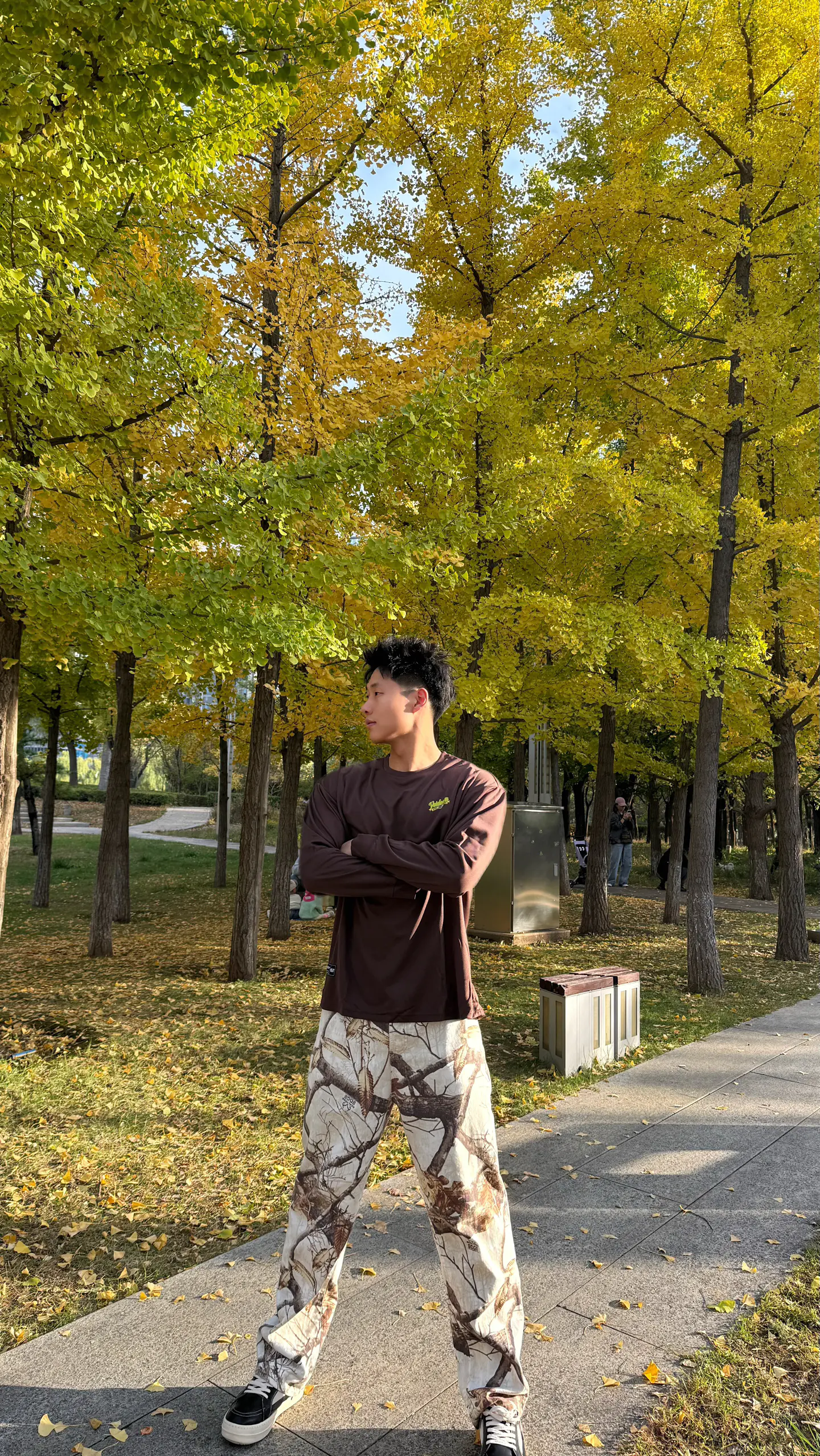 秋日户外松弛感|维动这件长袖太好穿🍂