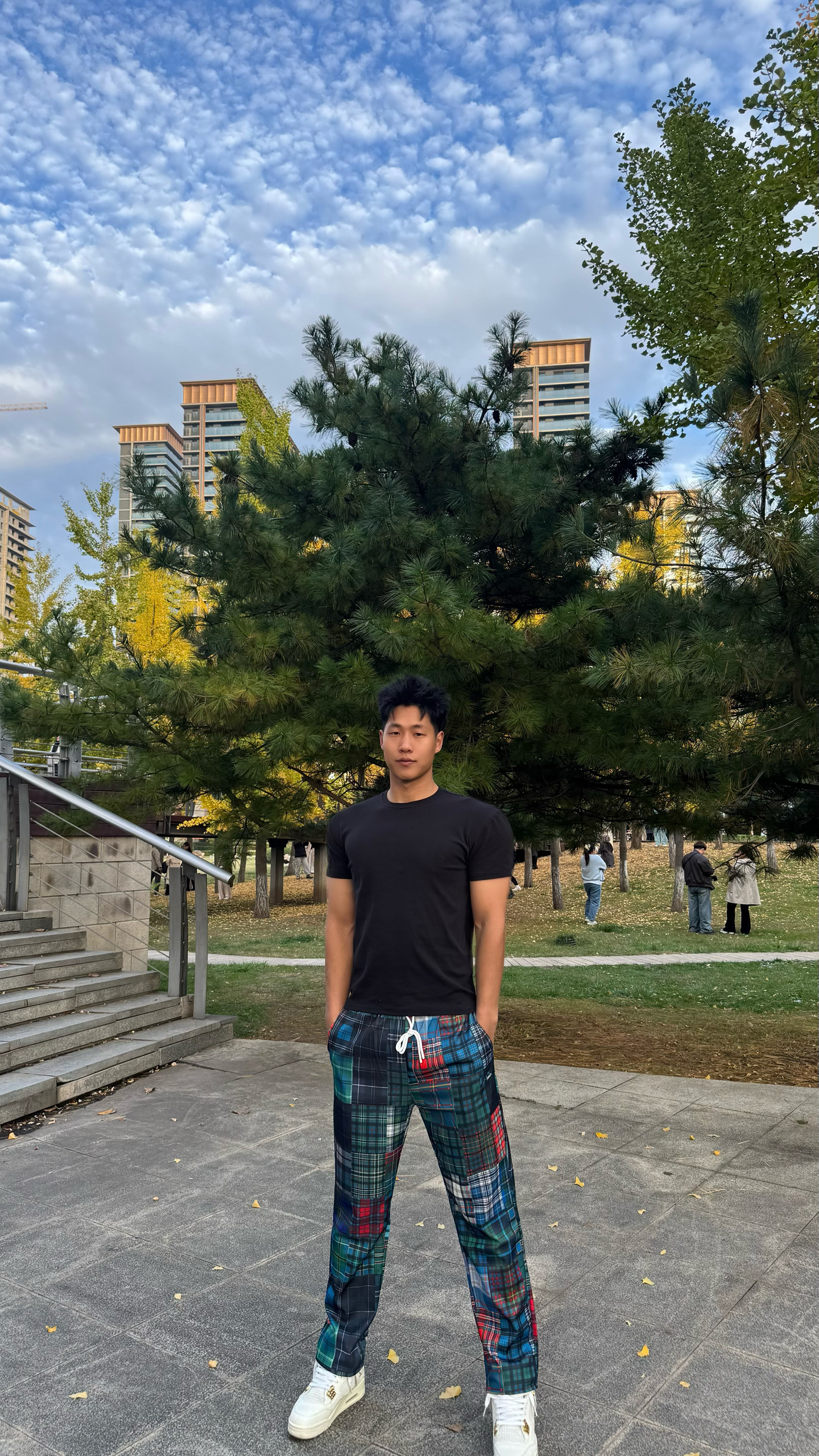 维动拼接格纹裤｜秋日街头氛围感拉满✨
