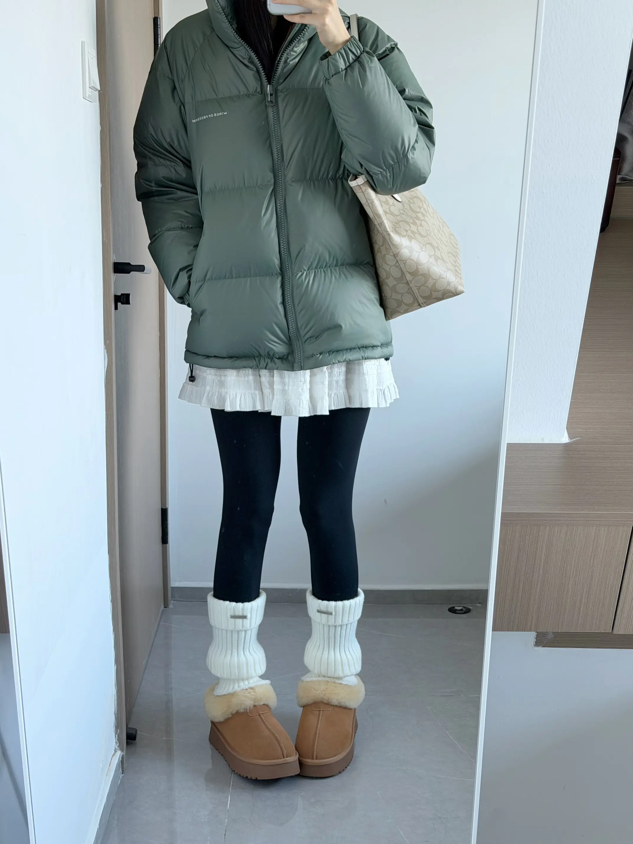 鸭鸭羽绒服我们爱你!!!