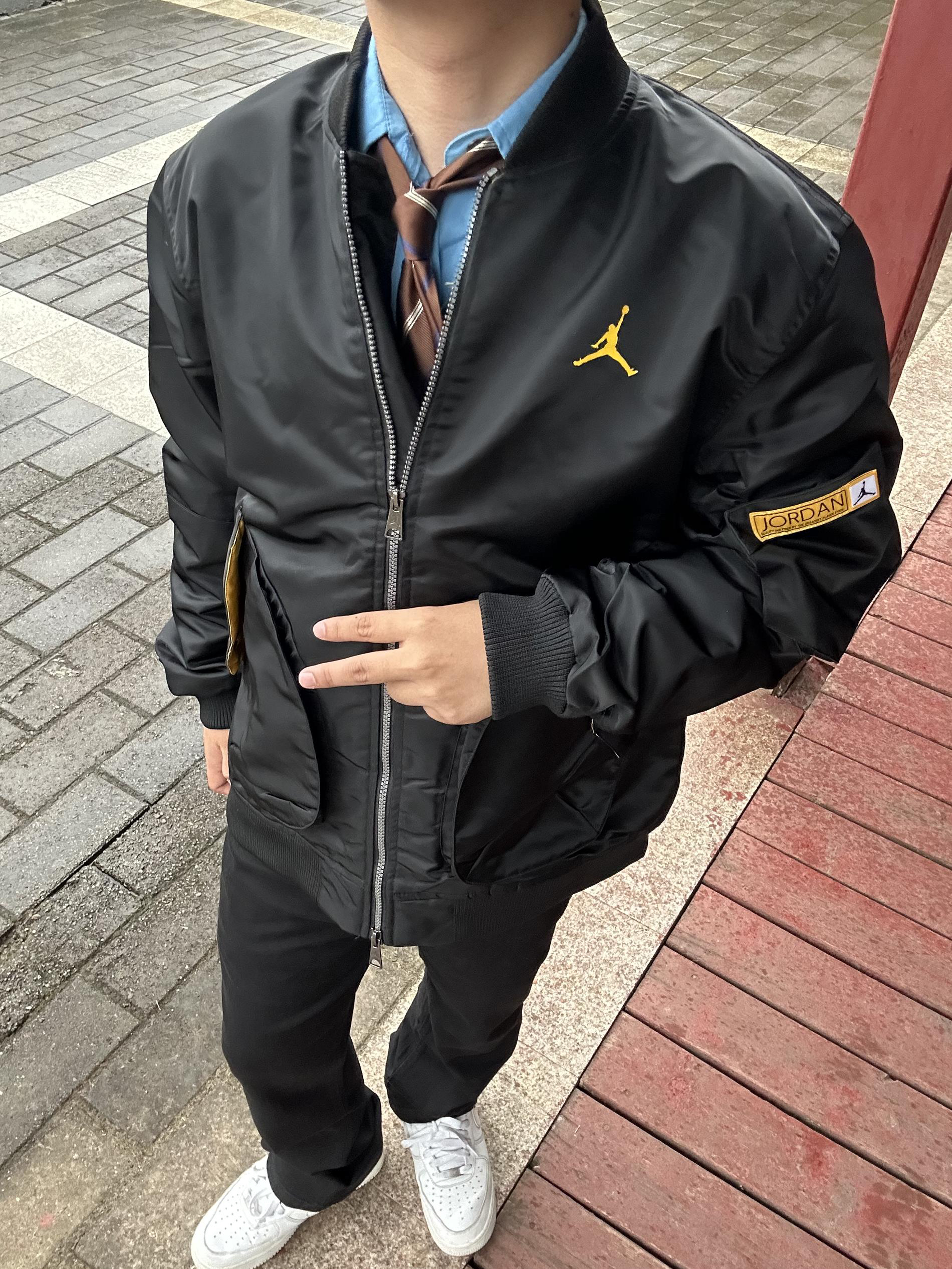 黑色乔丹+空军一号台太酷了吧！