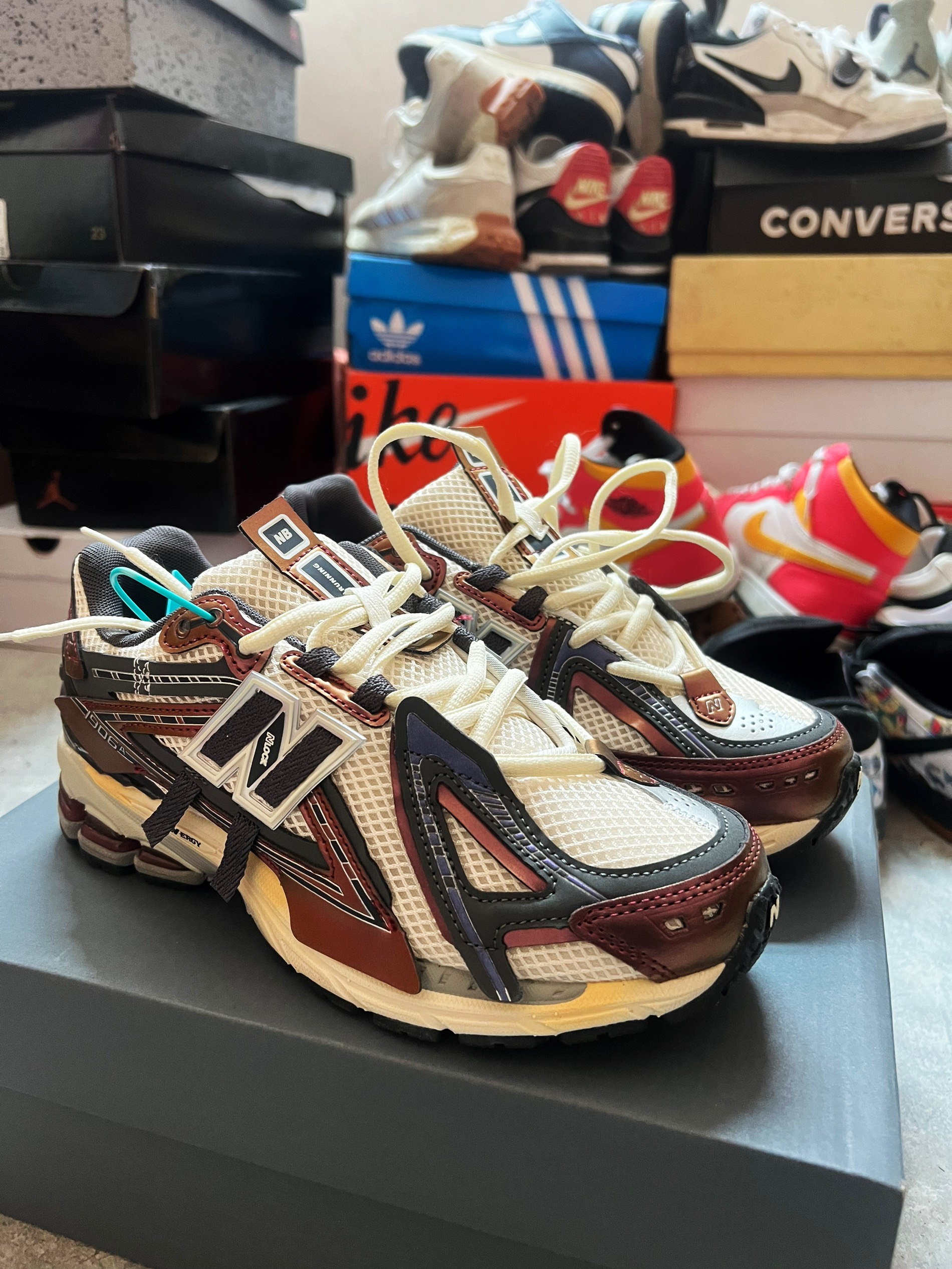 挖到宝藏复古跑鞋✨New Balance 1906R酒红棕