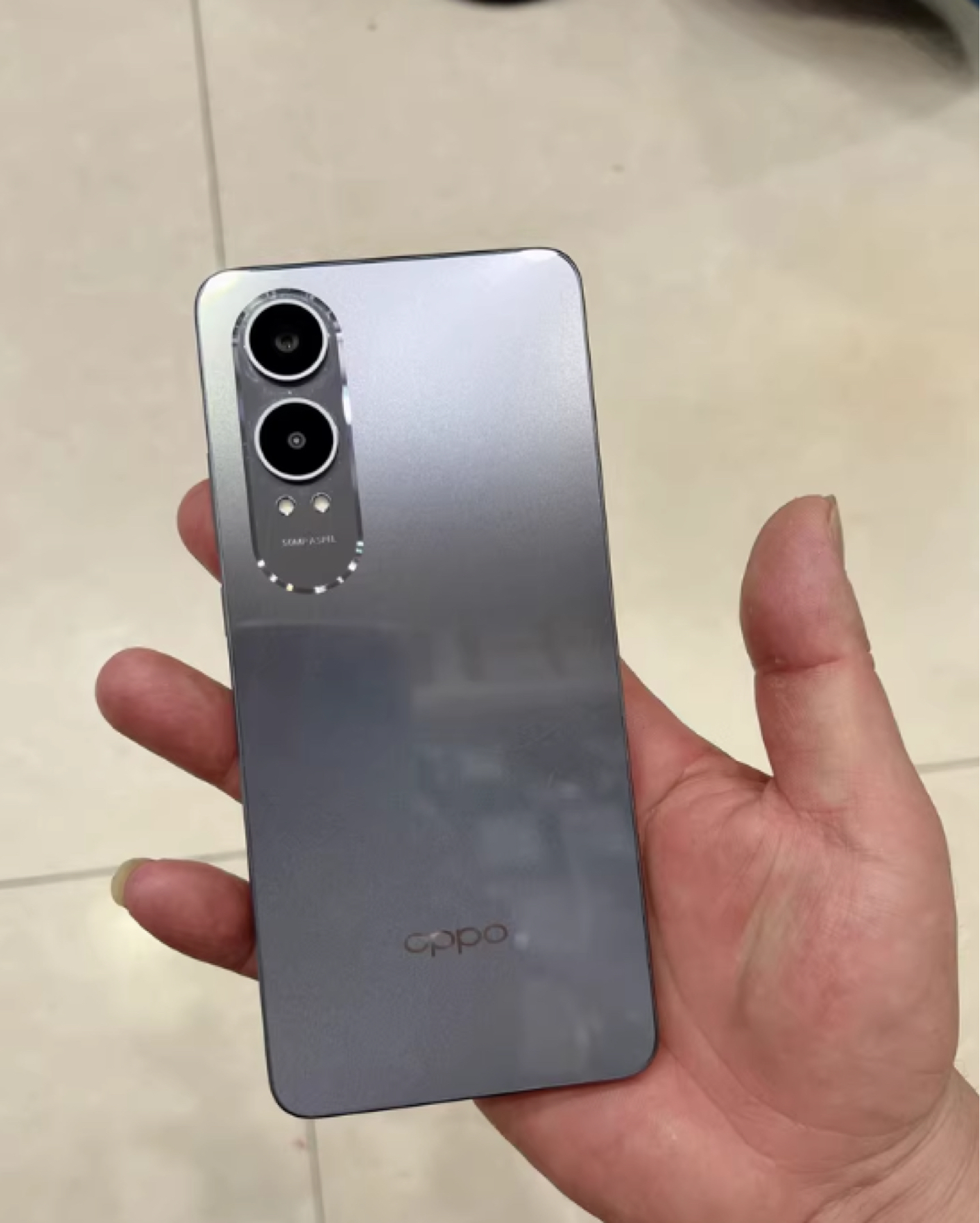 OPPO直接“亮剑”，12GB+512GB才卖1011元，5500mAh+80W快充