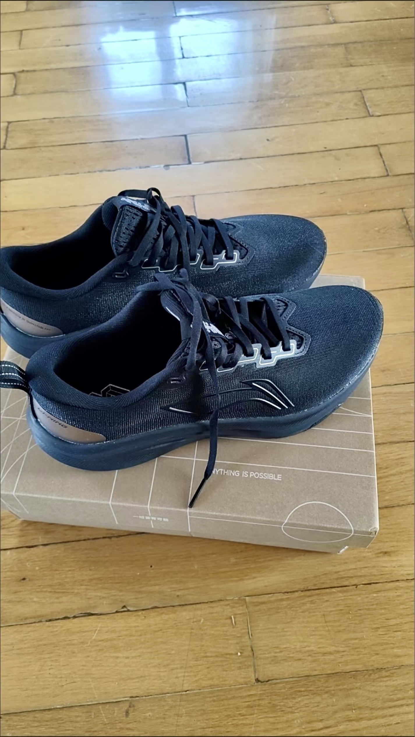 暗黑竞速引擎！李宁赤兔8酷黑款体测考场直接开外挂