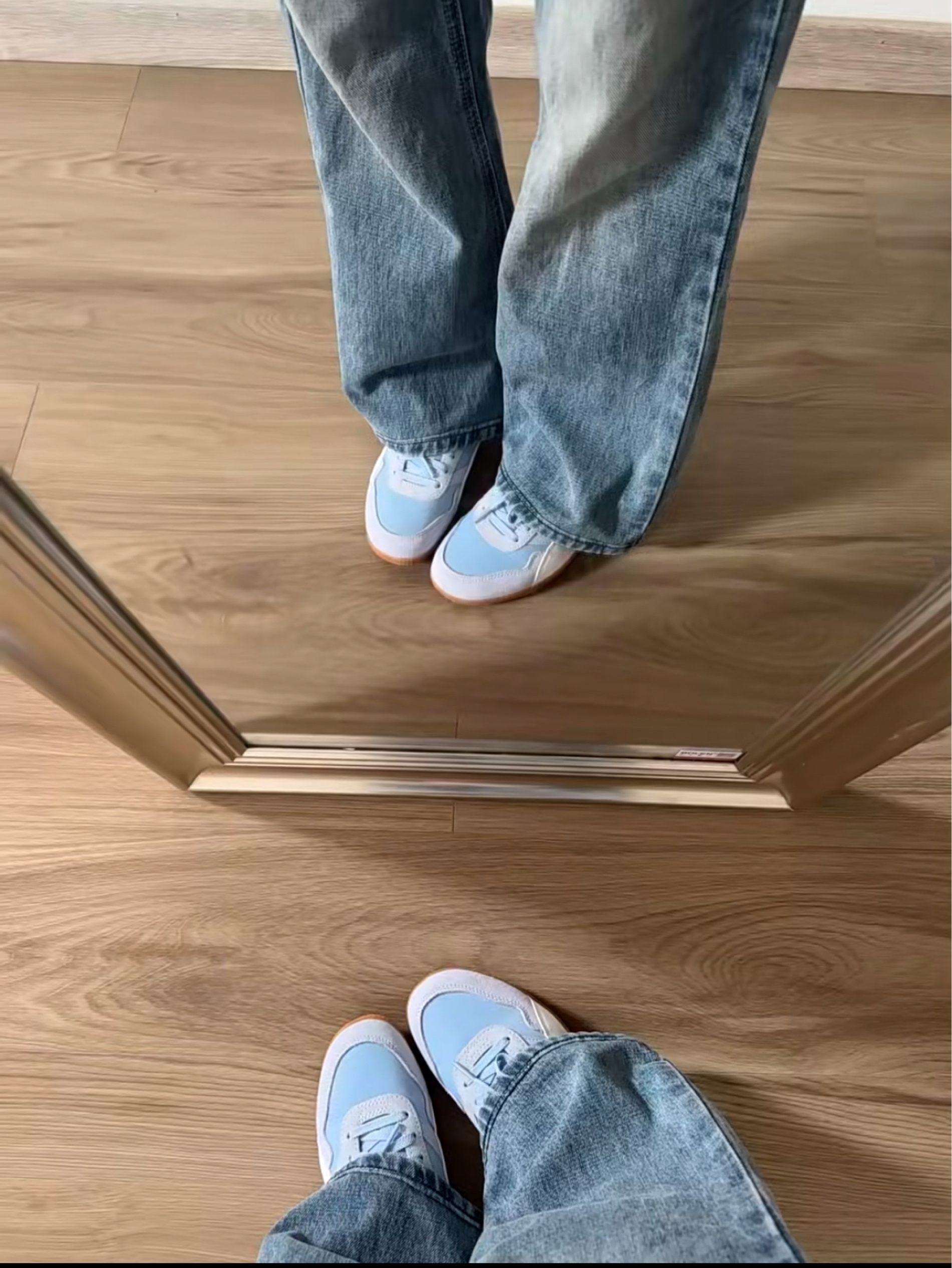 走路像踩云☁️这双蓝白板鞋我要焊在脚上！