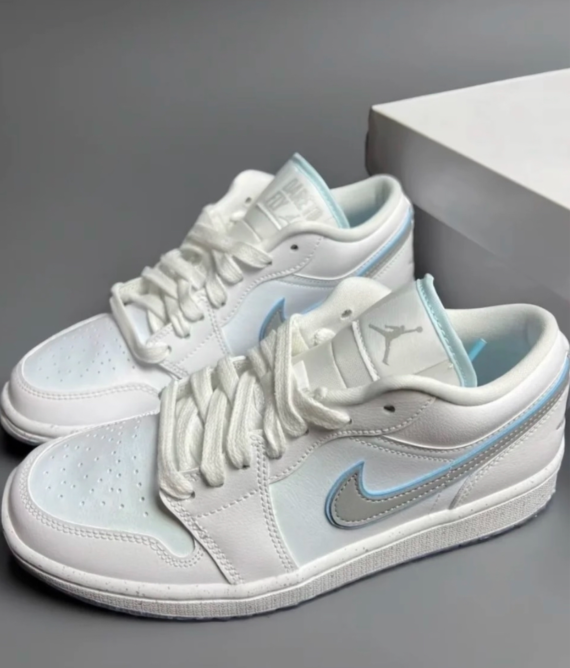 被低估的宝藏小白鞋!这双AJ 真的赢麻了