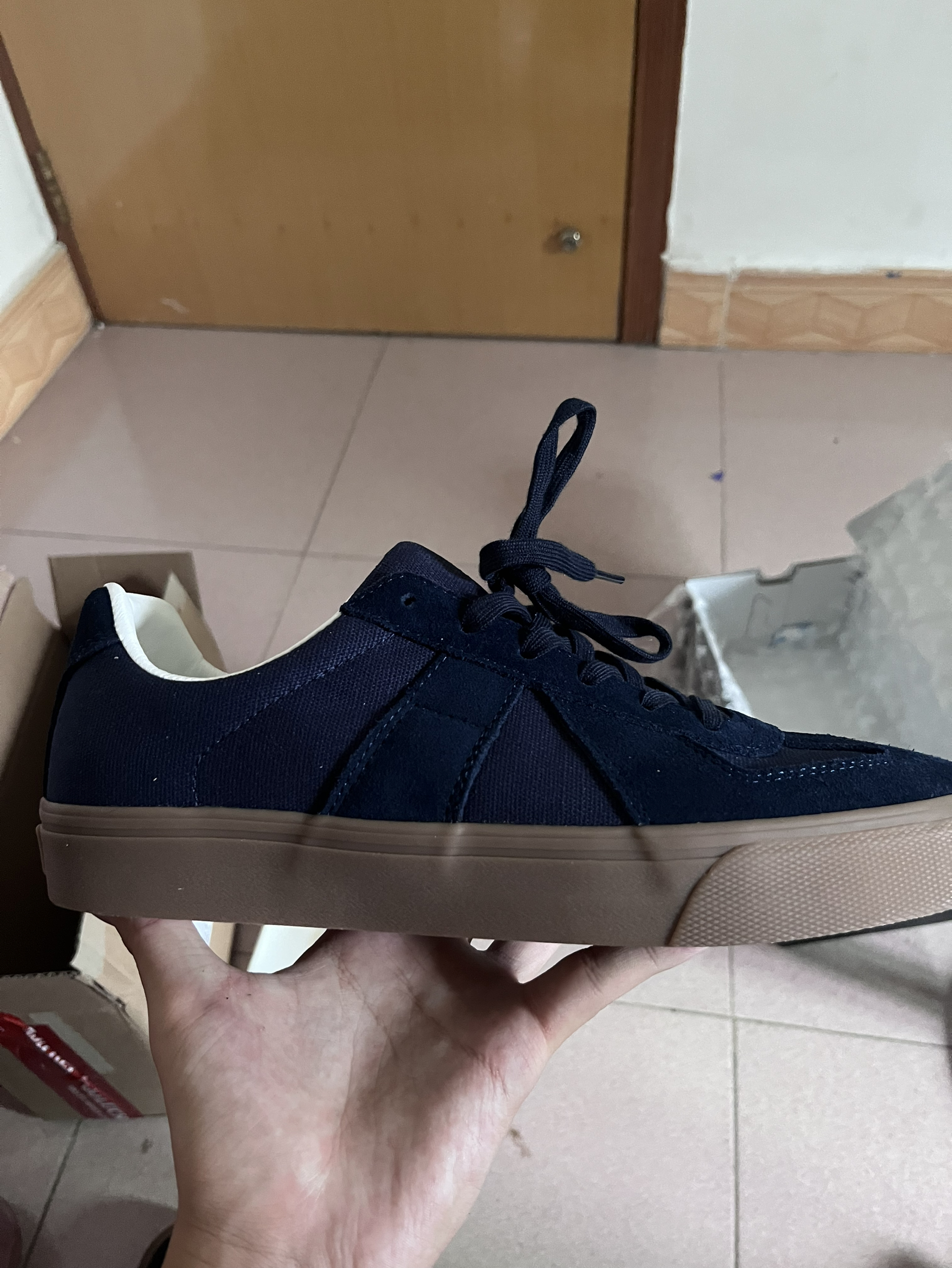 上脚太帅了比黑色还好看还能穿来打球价格还