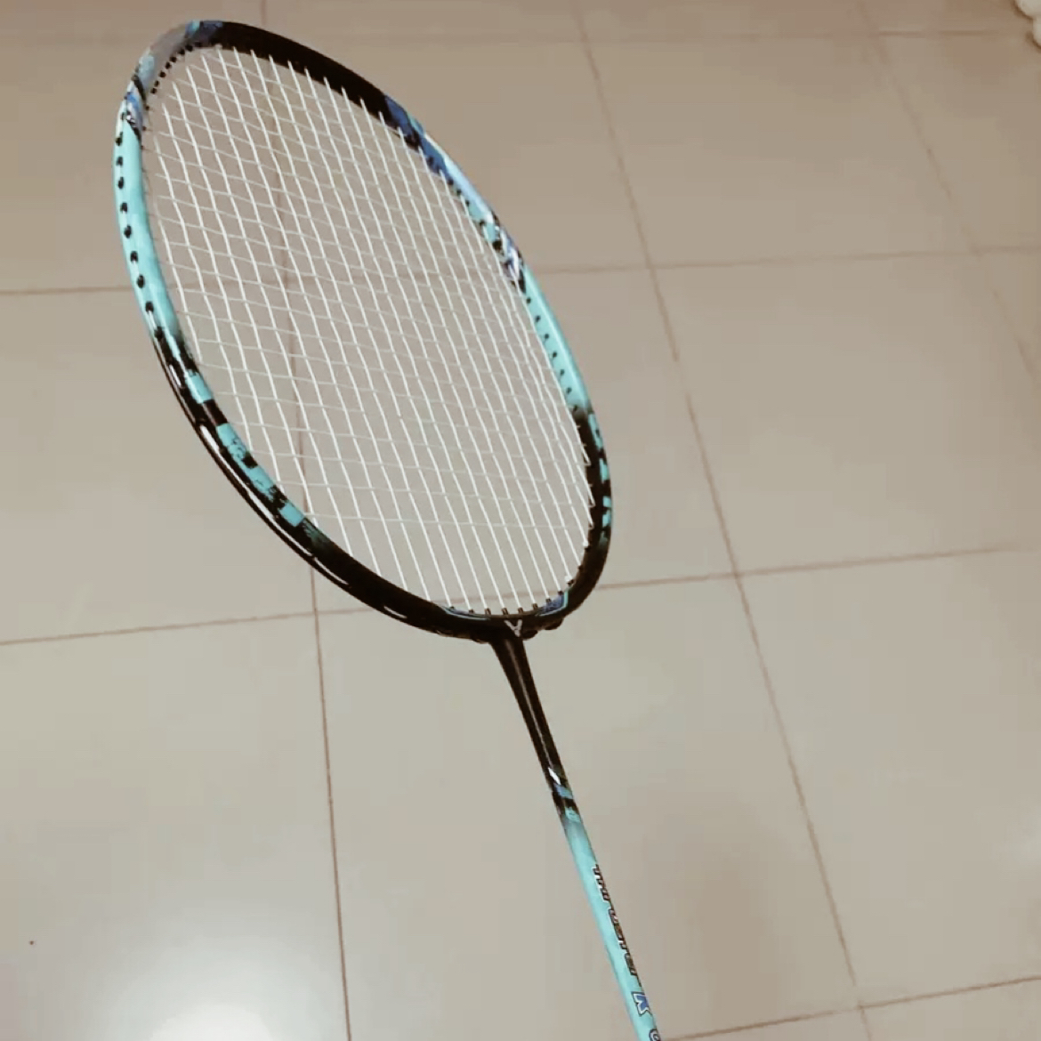 胜利Victor进攻型羽毛球拍使用体验