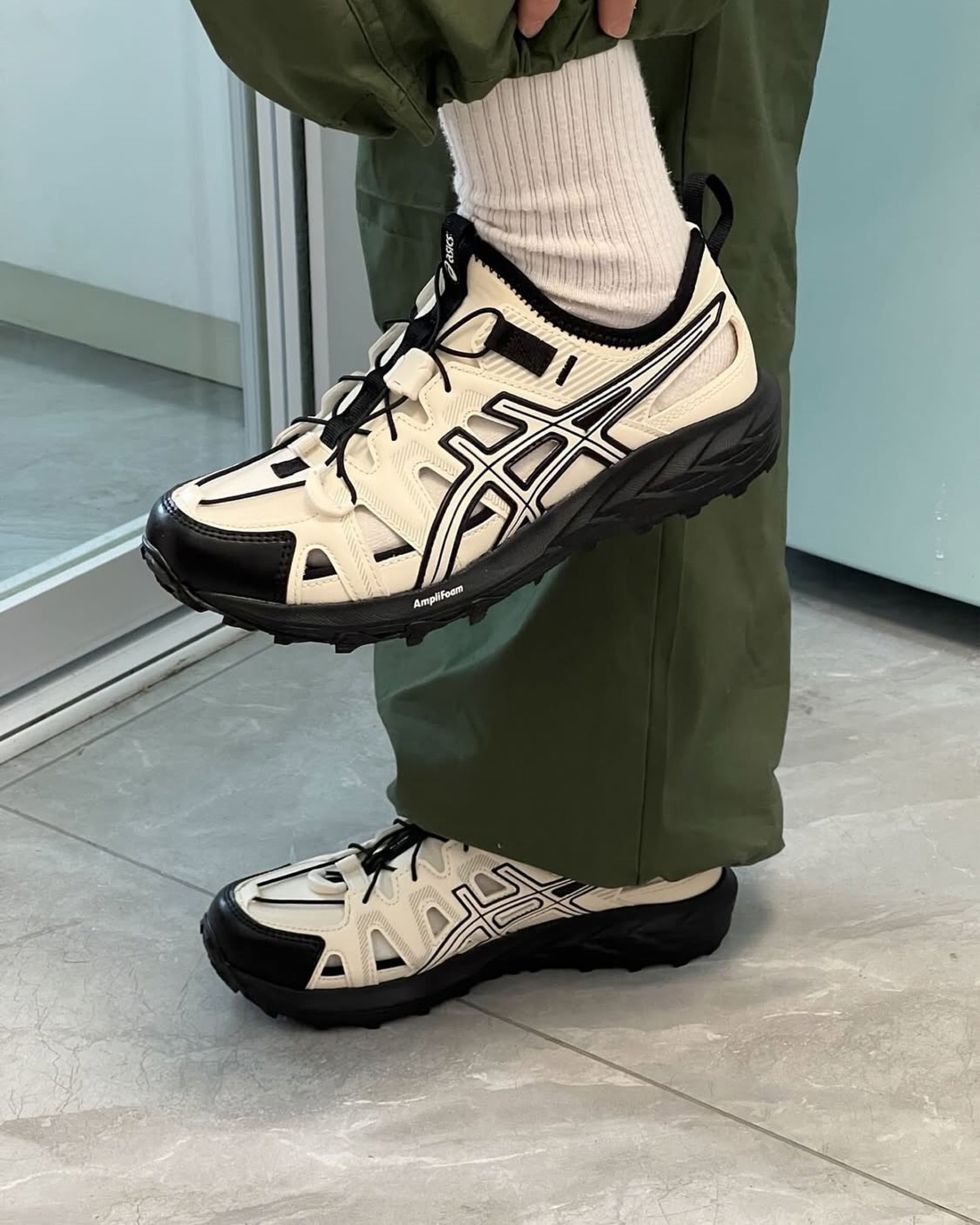 又爱上一双溯溪凉鞋