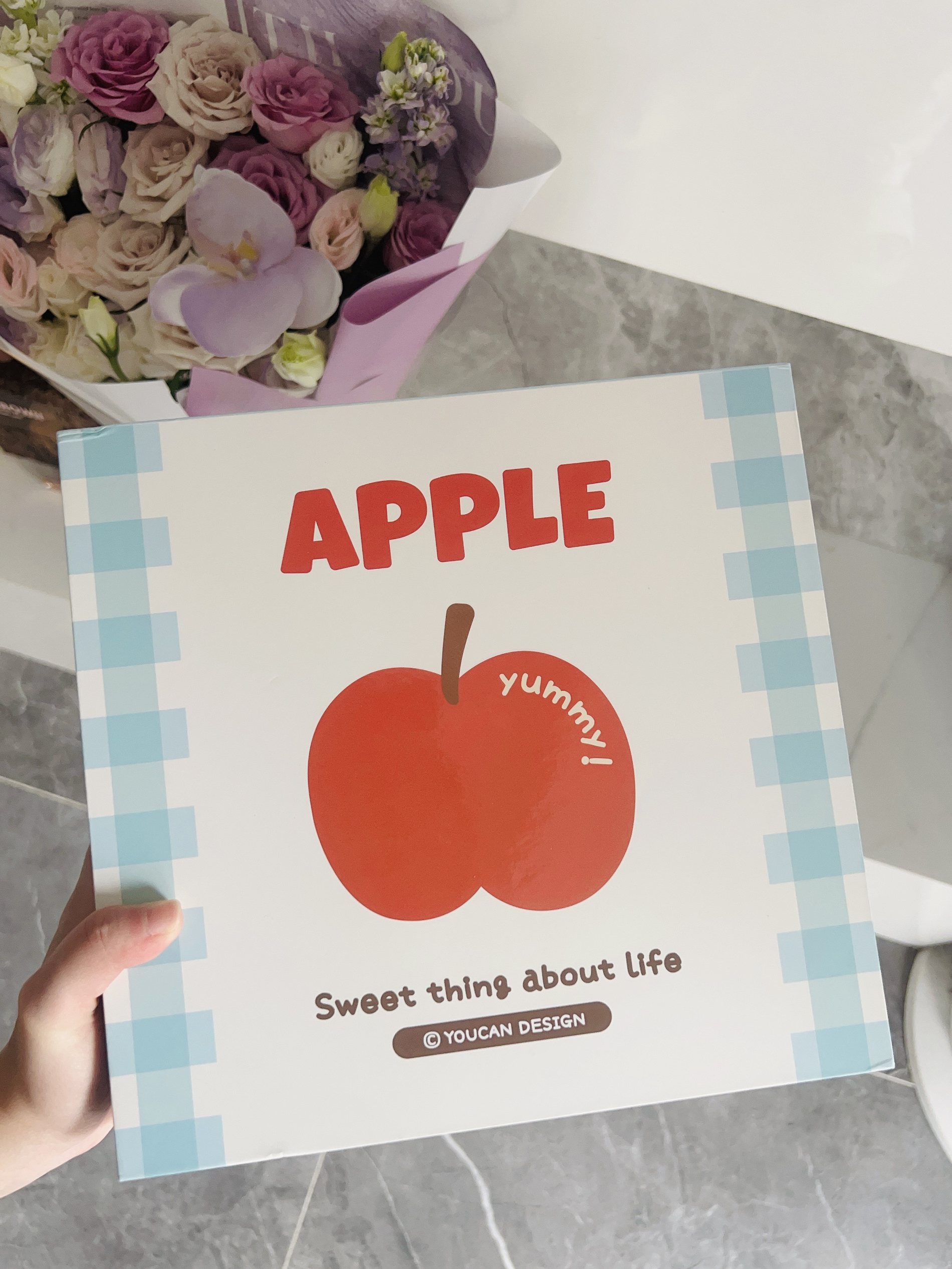 哦豁…素秋天的第一个保温杯🍎