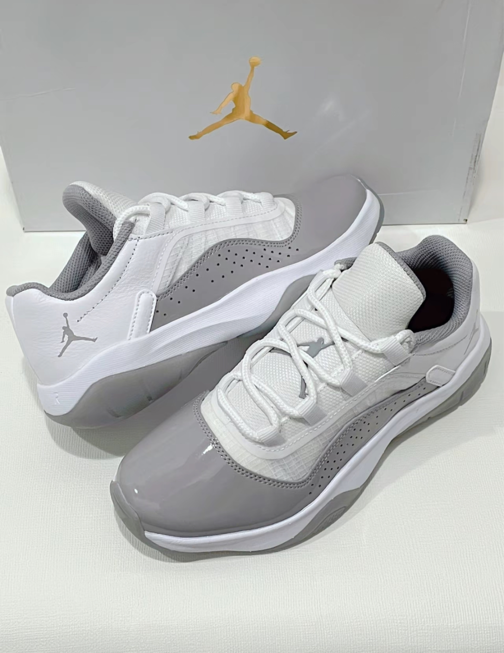 脚感封神！AJ11 CMFT Low灰白低帮