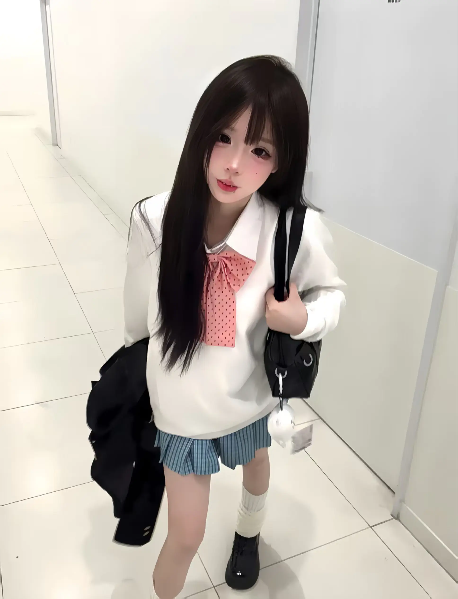 《甜美暴击!收腰大领结上衣太懂少女心了》
