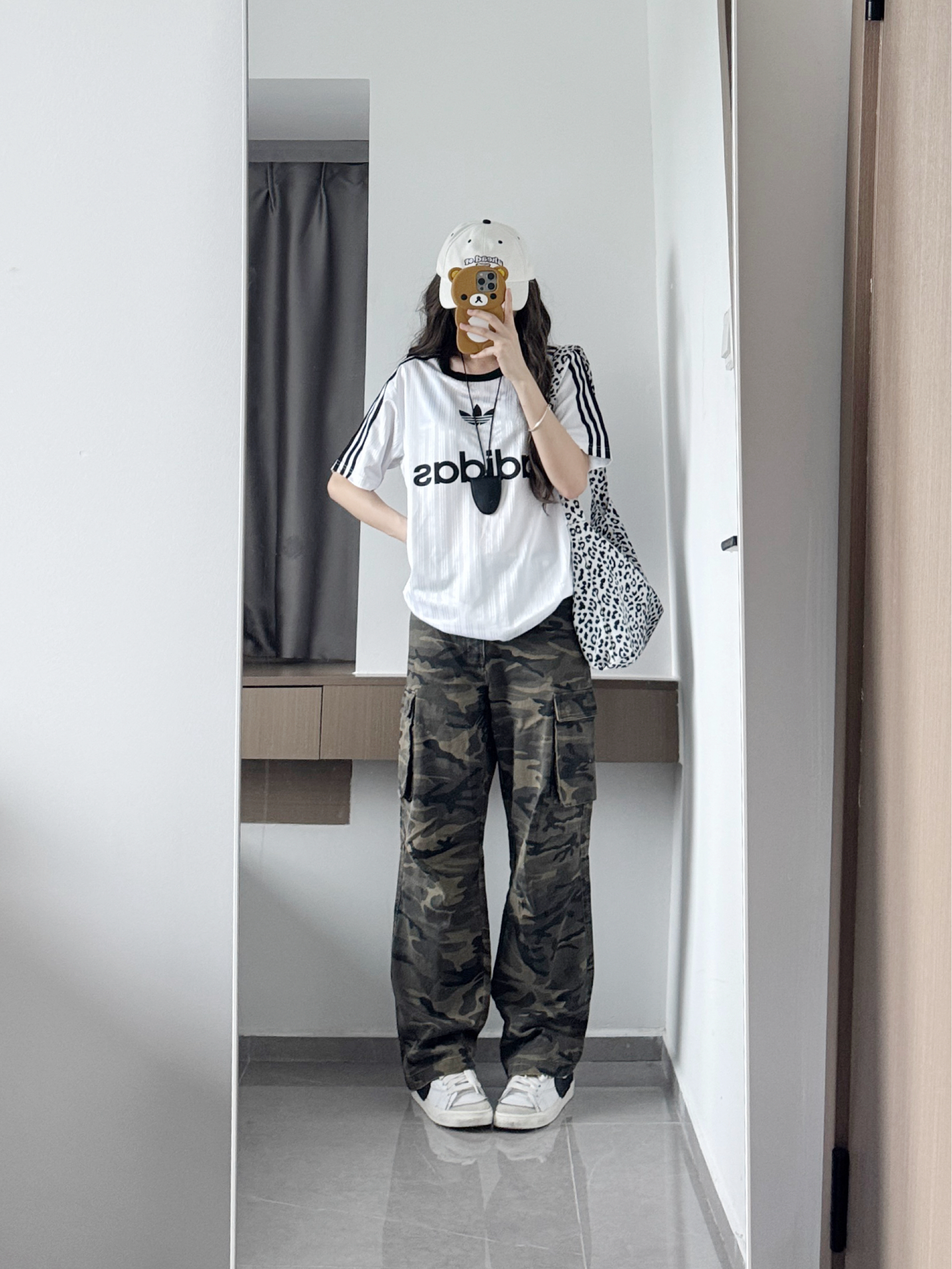 T恤➕迷彩裤 比男朋友还帅的一套！