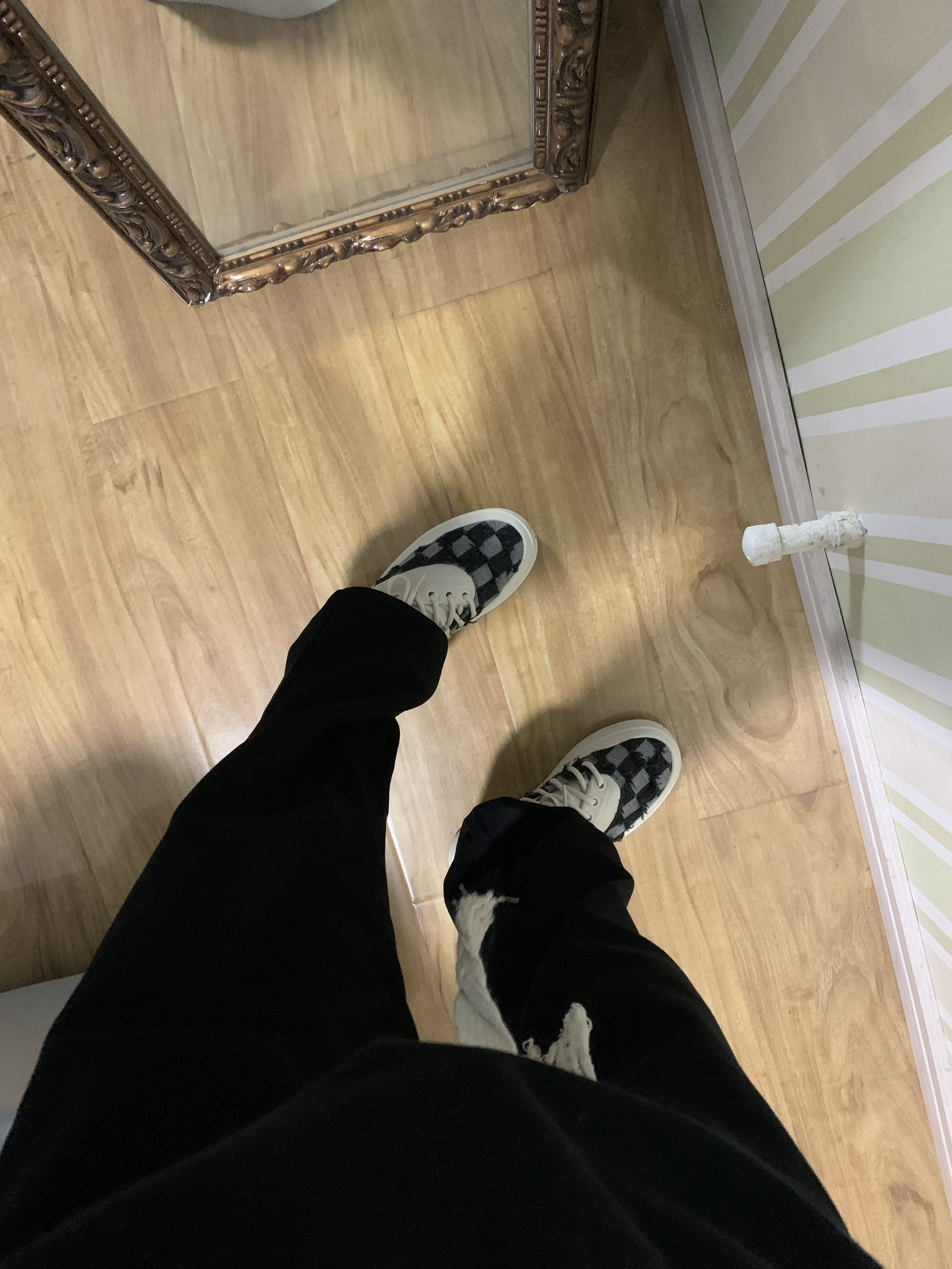 分享今日穿搭🖤