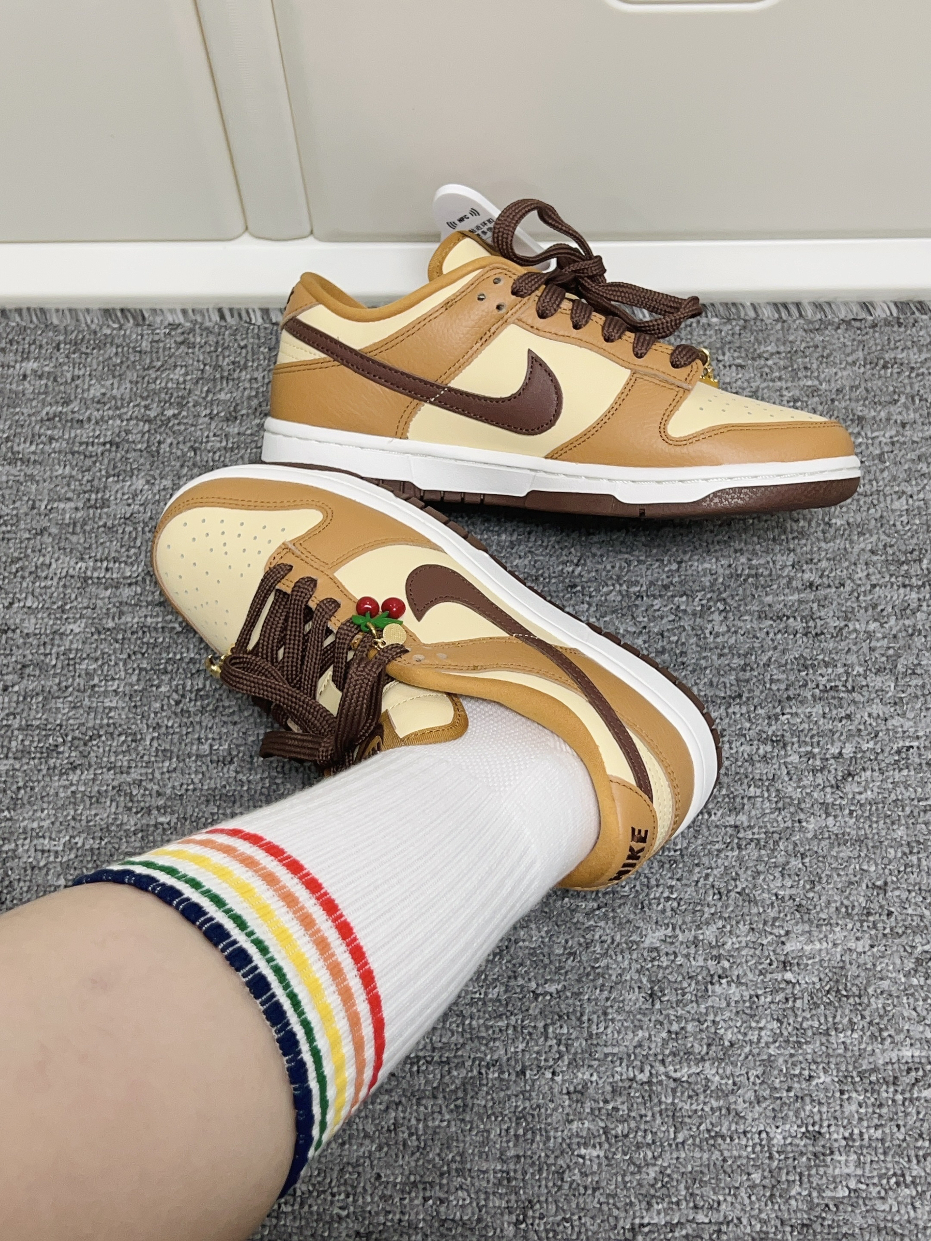 耐克dunk焦糖玛奇朵搭上新袜子敲秋日🍂🧡