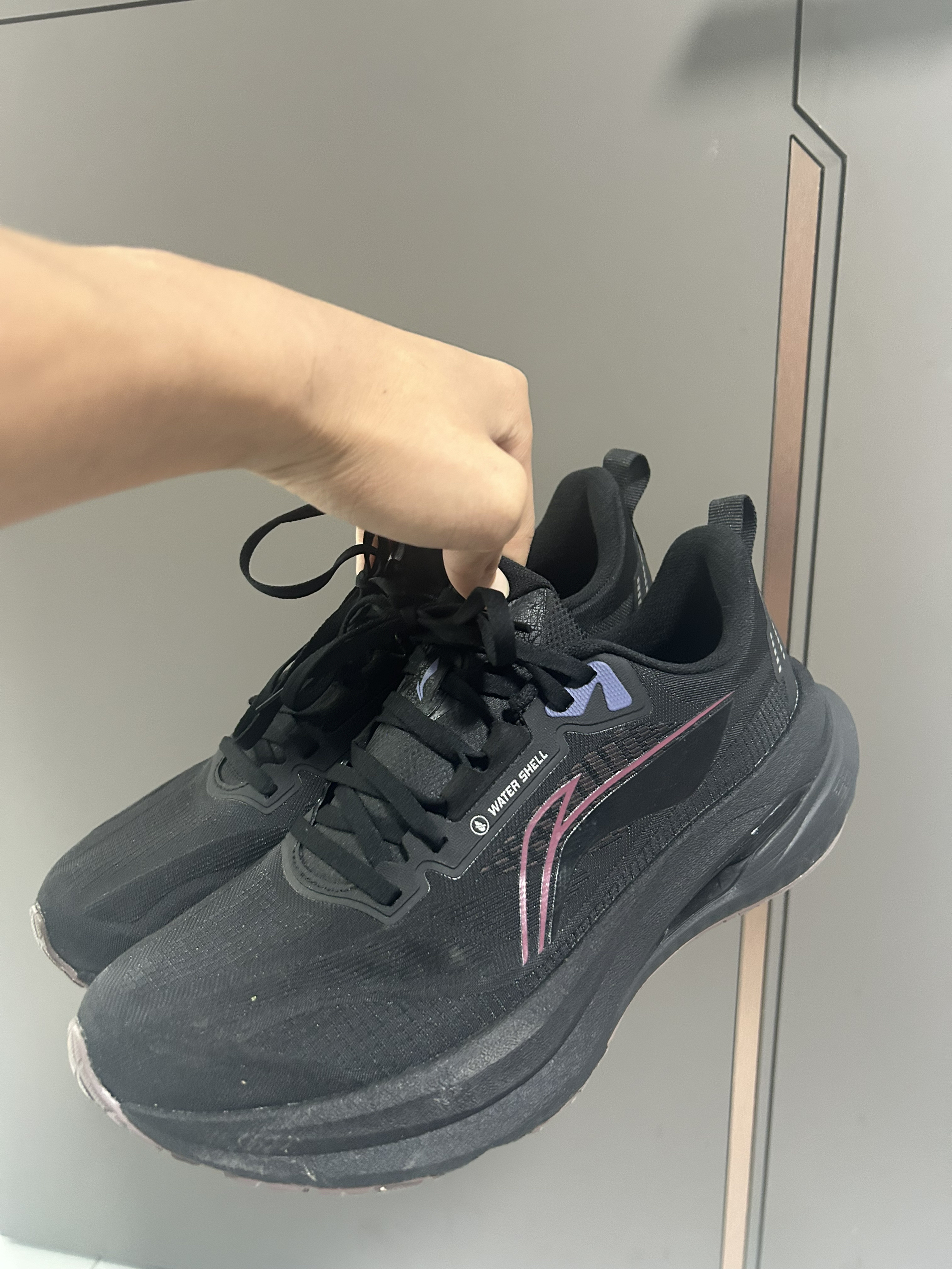 不错耐脏防水