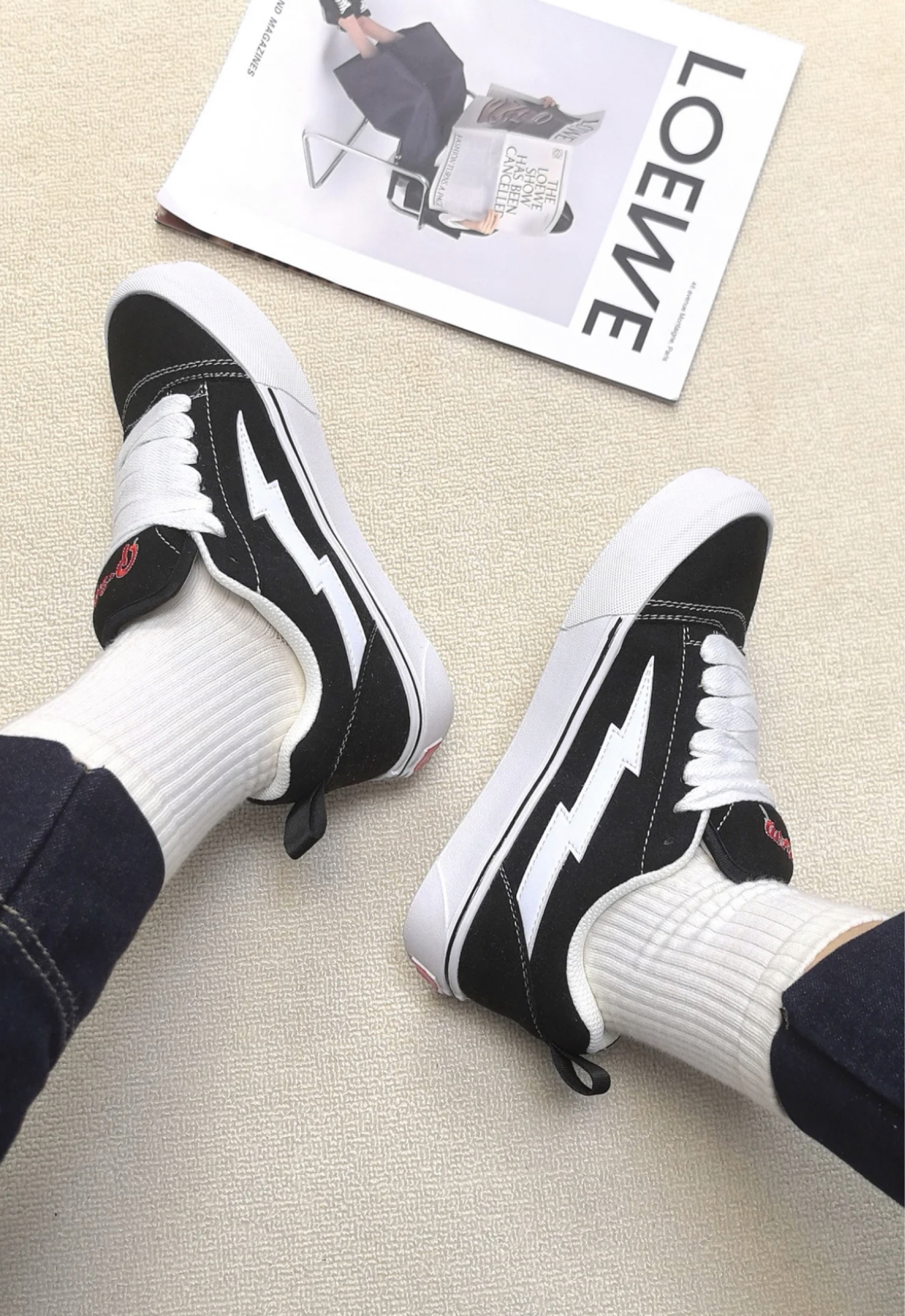 介双黑色闪电⚡风暴有点酷呀～😎