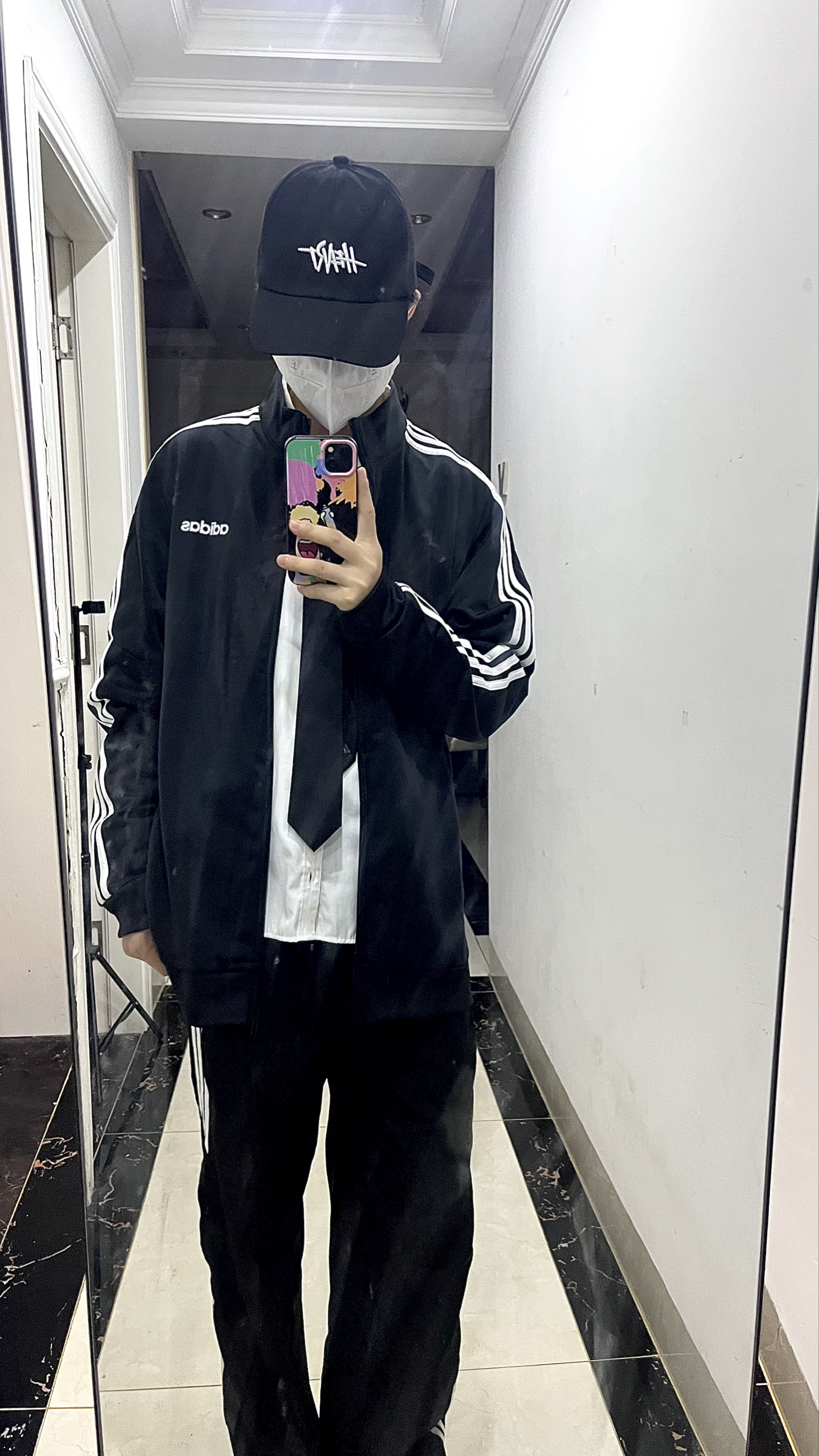 入秋外套阿迪闭眼入