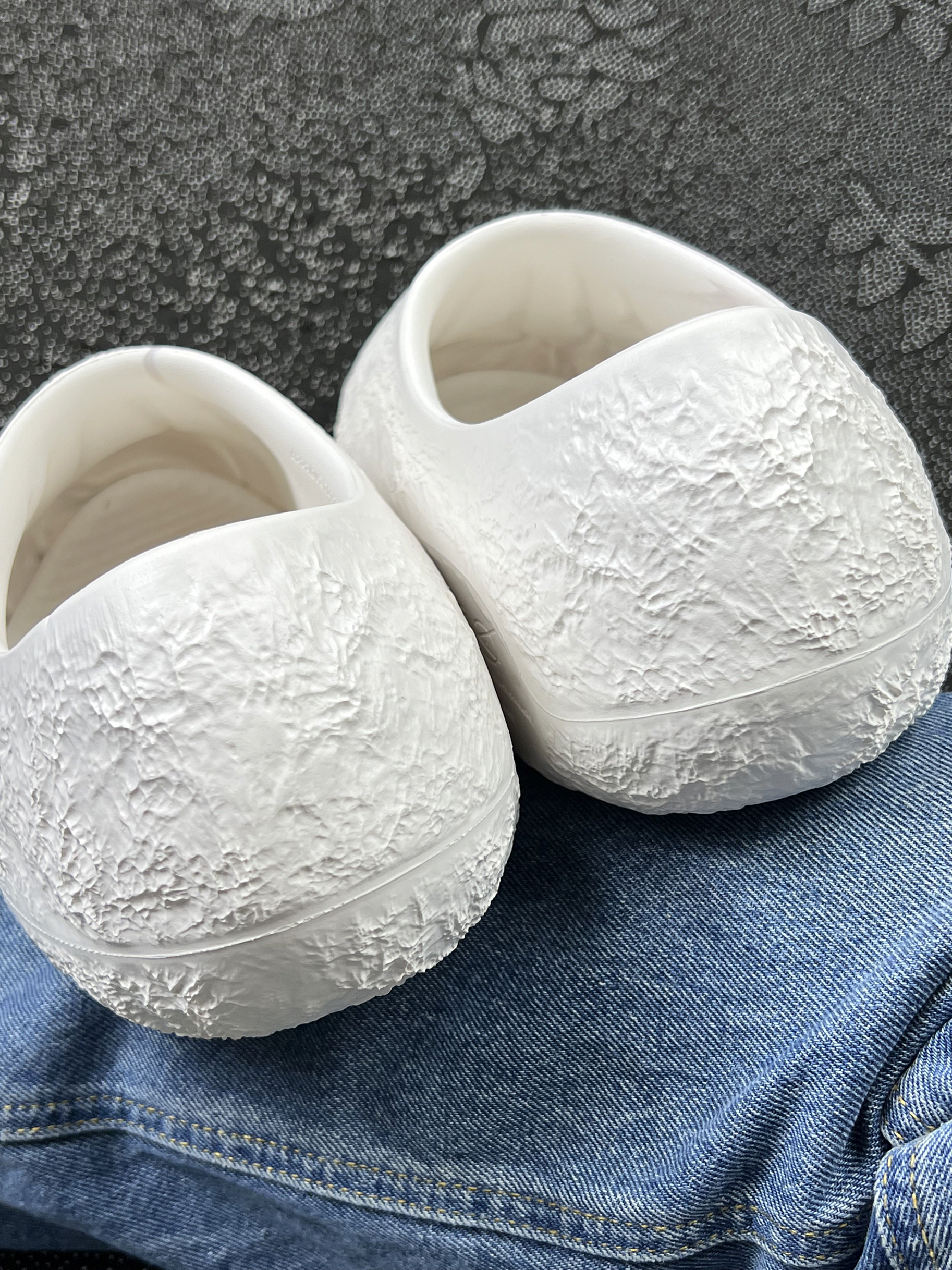 真实反馈：李宁白色陨石鞋穿感如何？