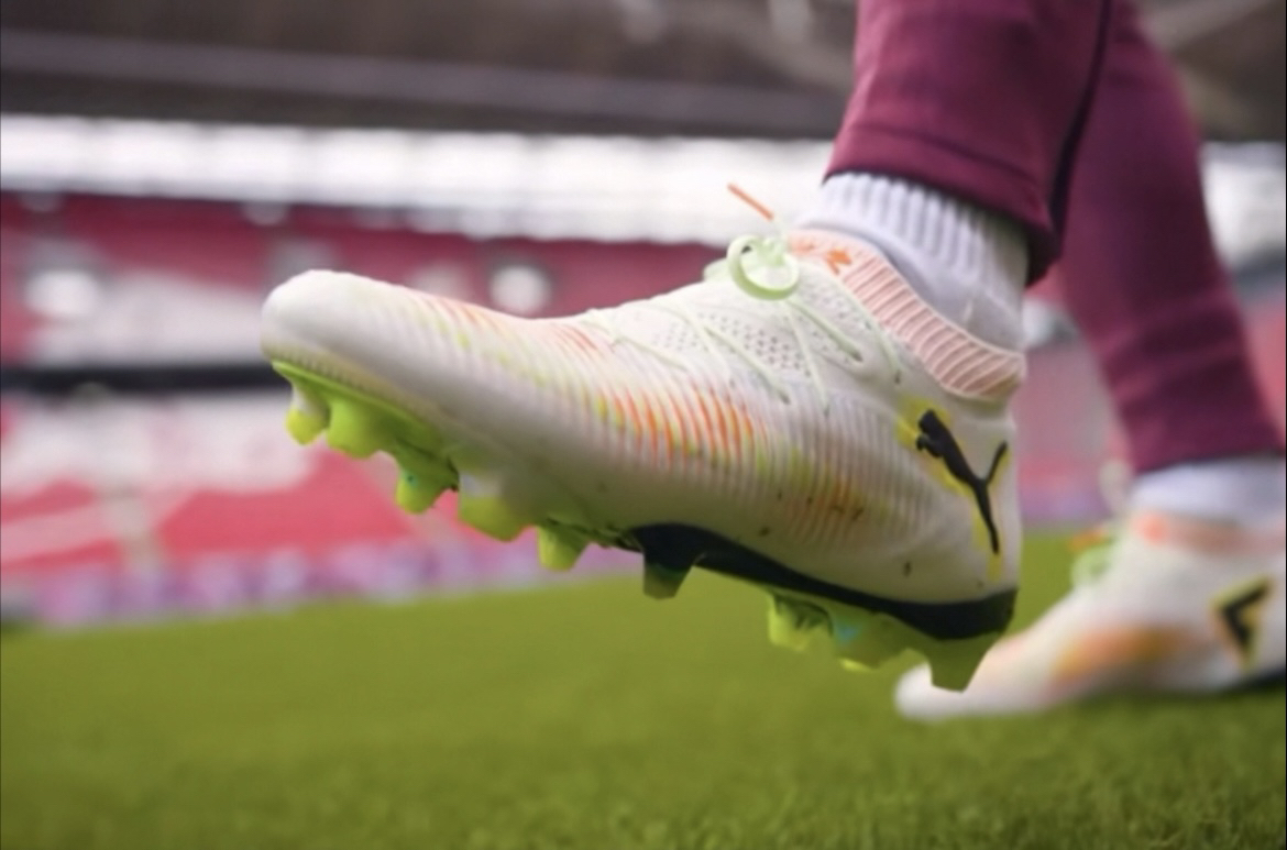 来双 彪马future8 玩玩吧😎