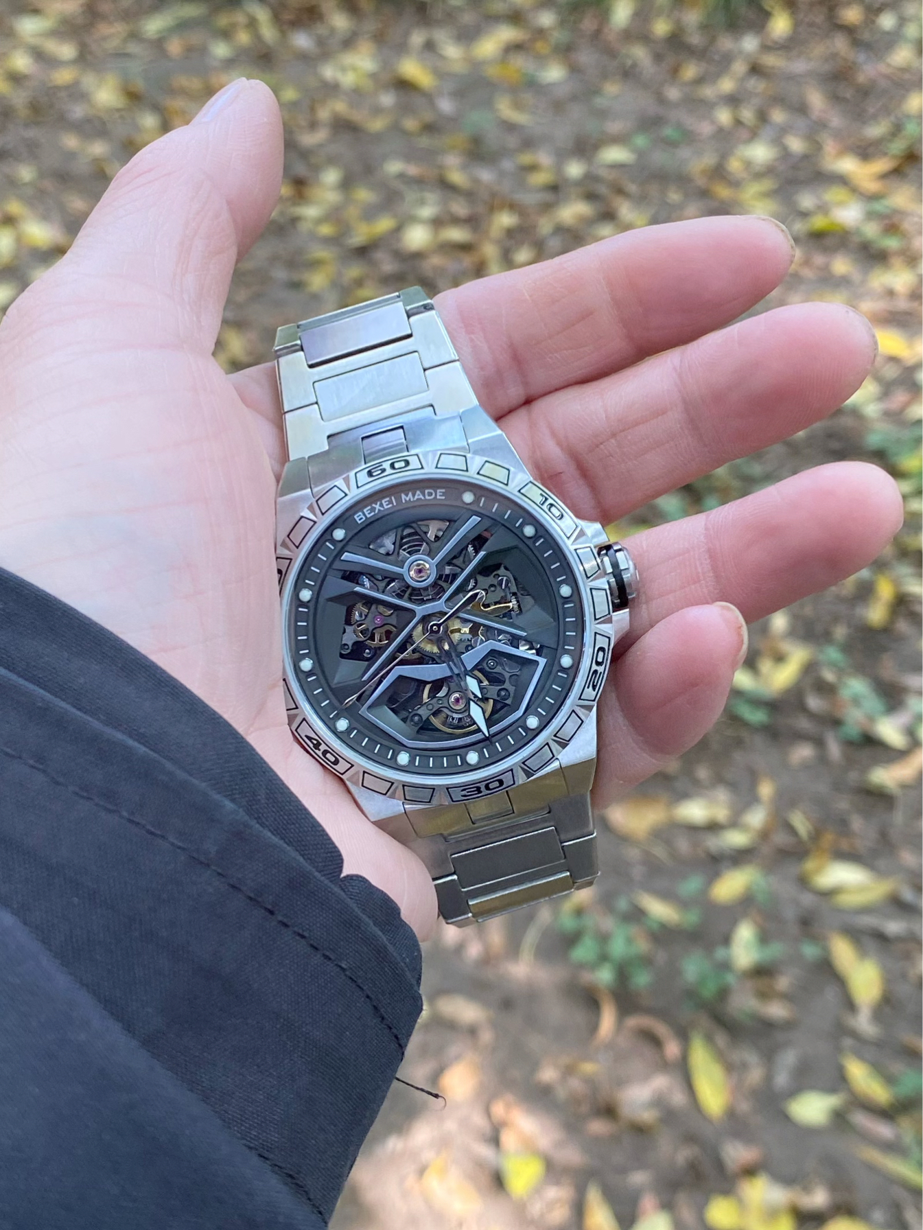 Wow 挖到了一块巨显气质的手表⌚️