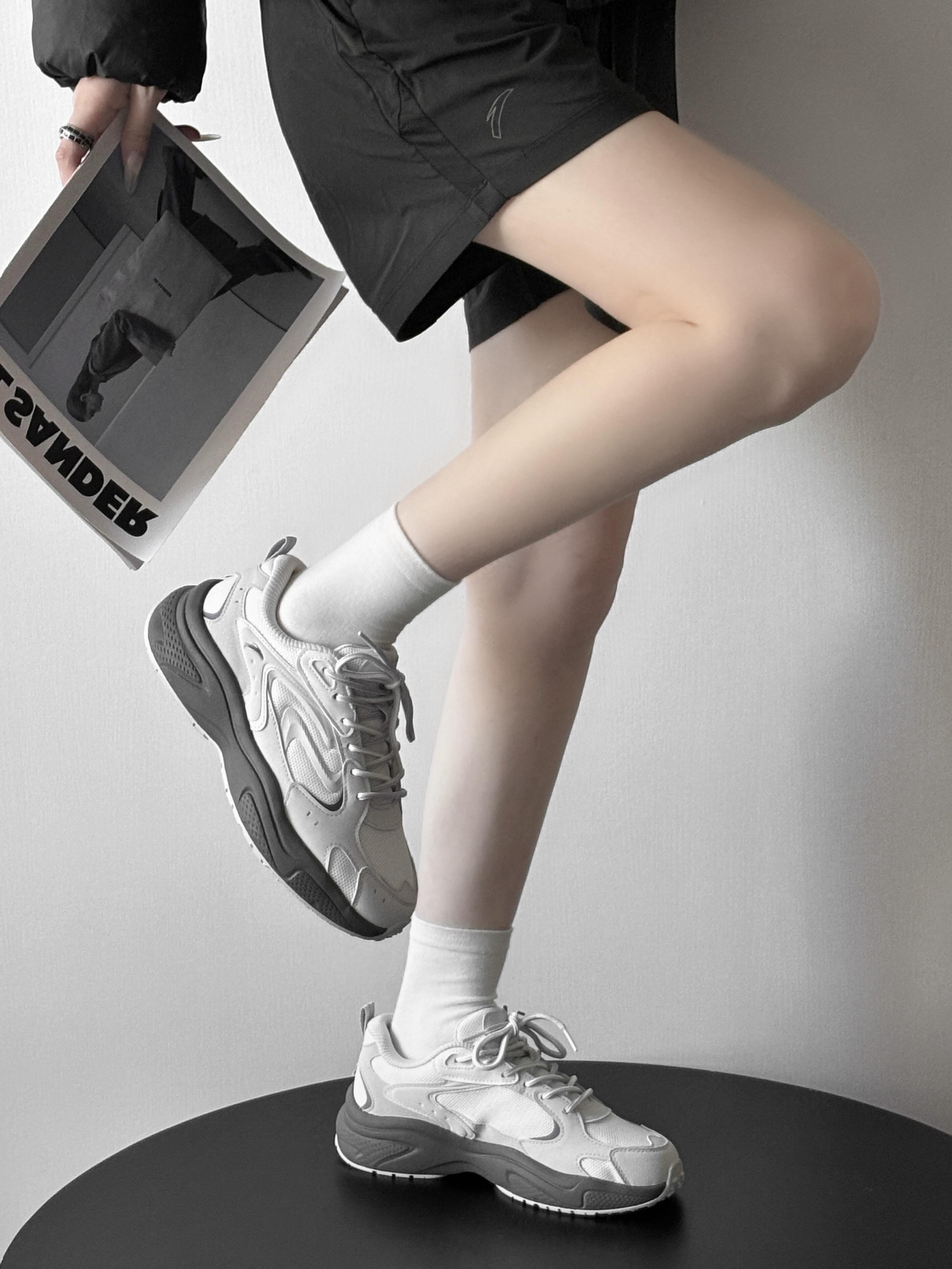 穿这鞋出门，路人问我是不是“把云踩脚底下了”？