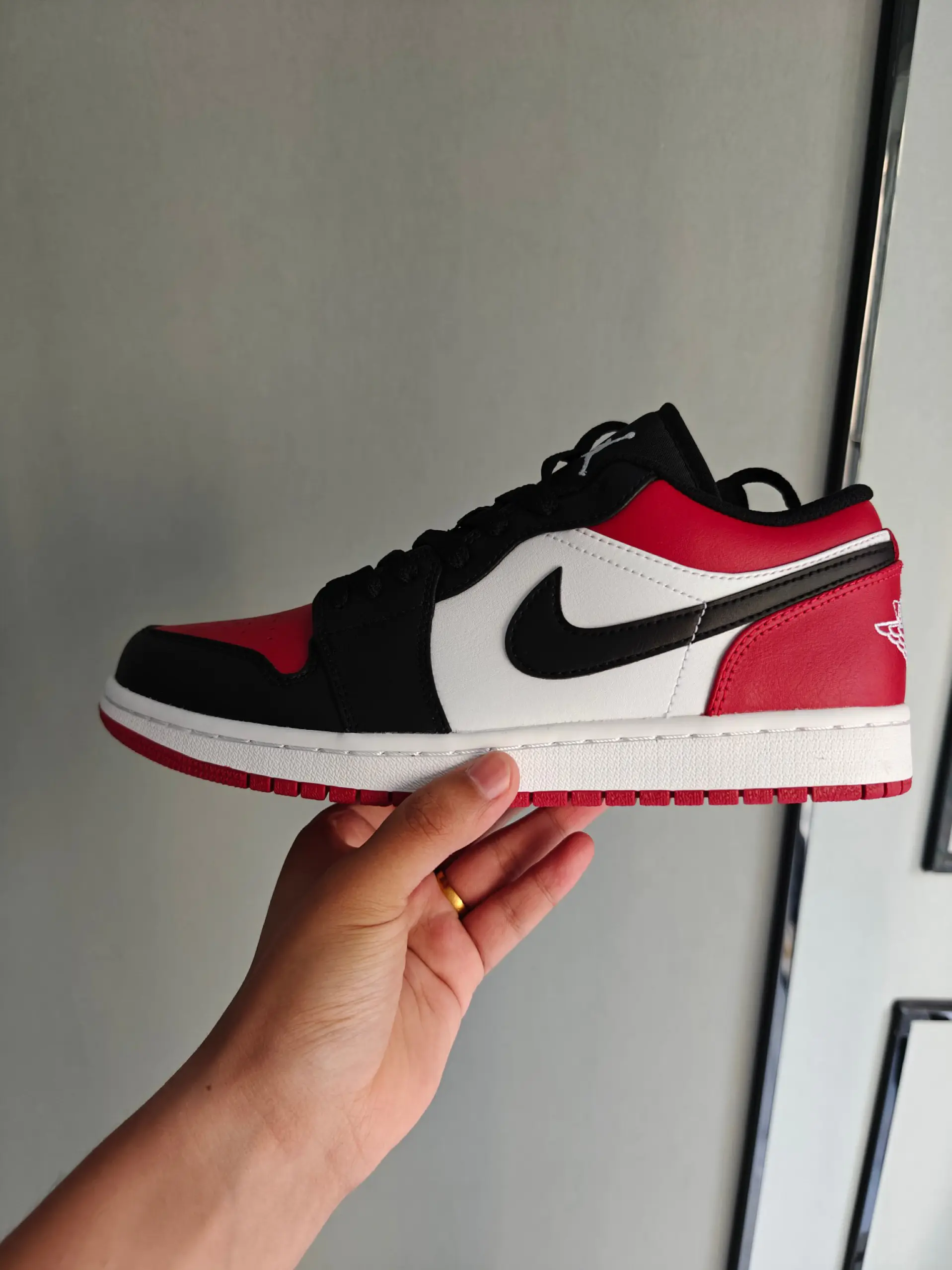 【黑红脚趾】AIR JORDAN 1