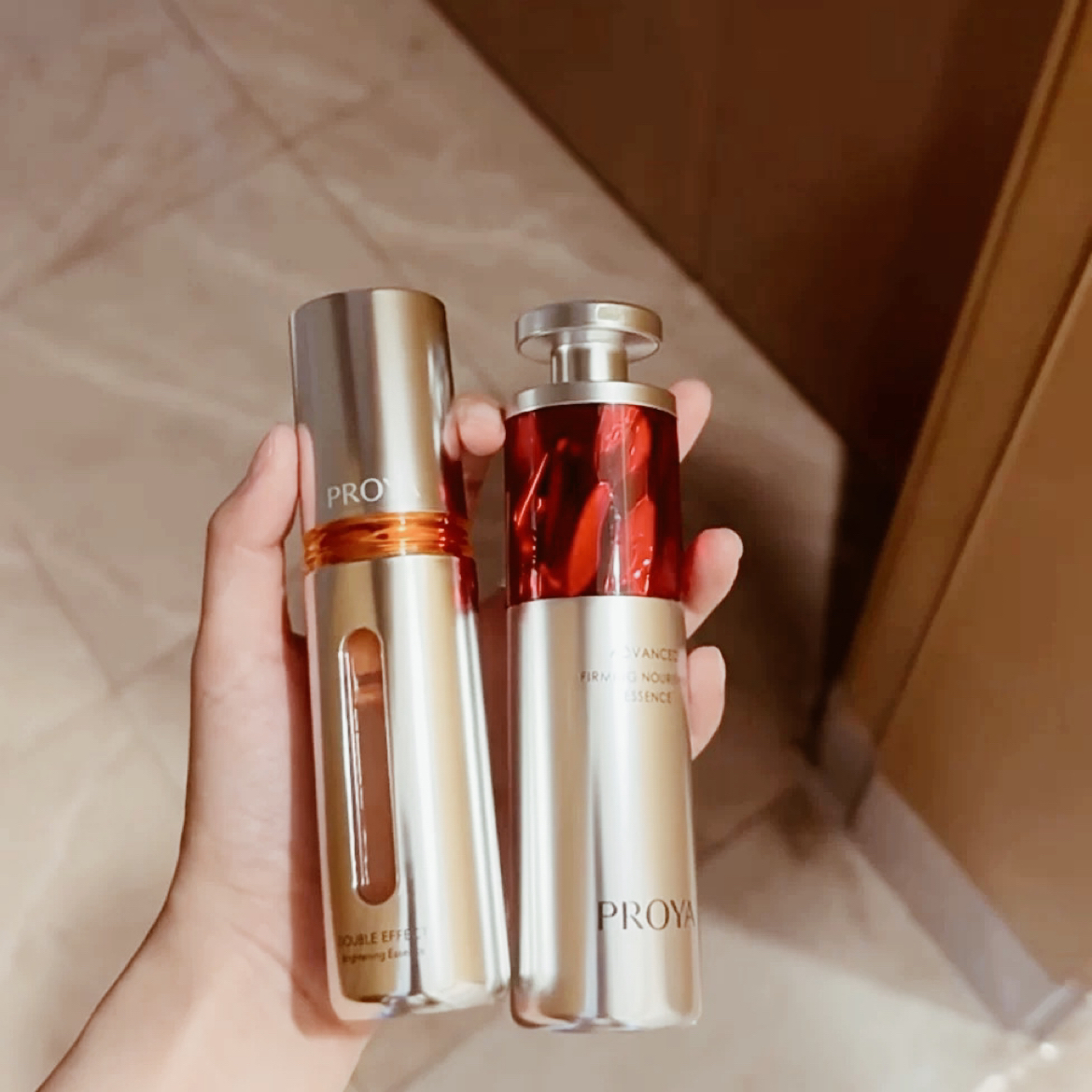 最后还是选了双抗精华！