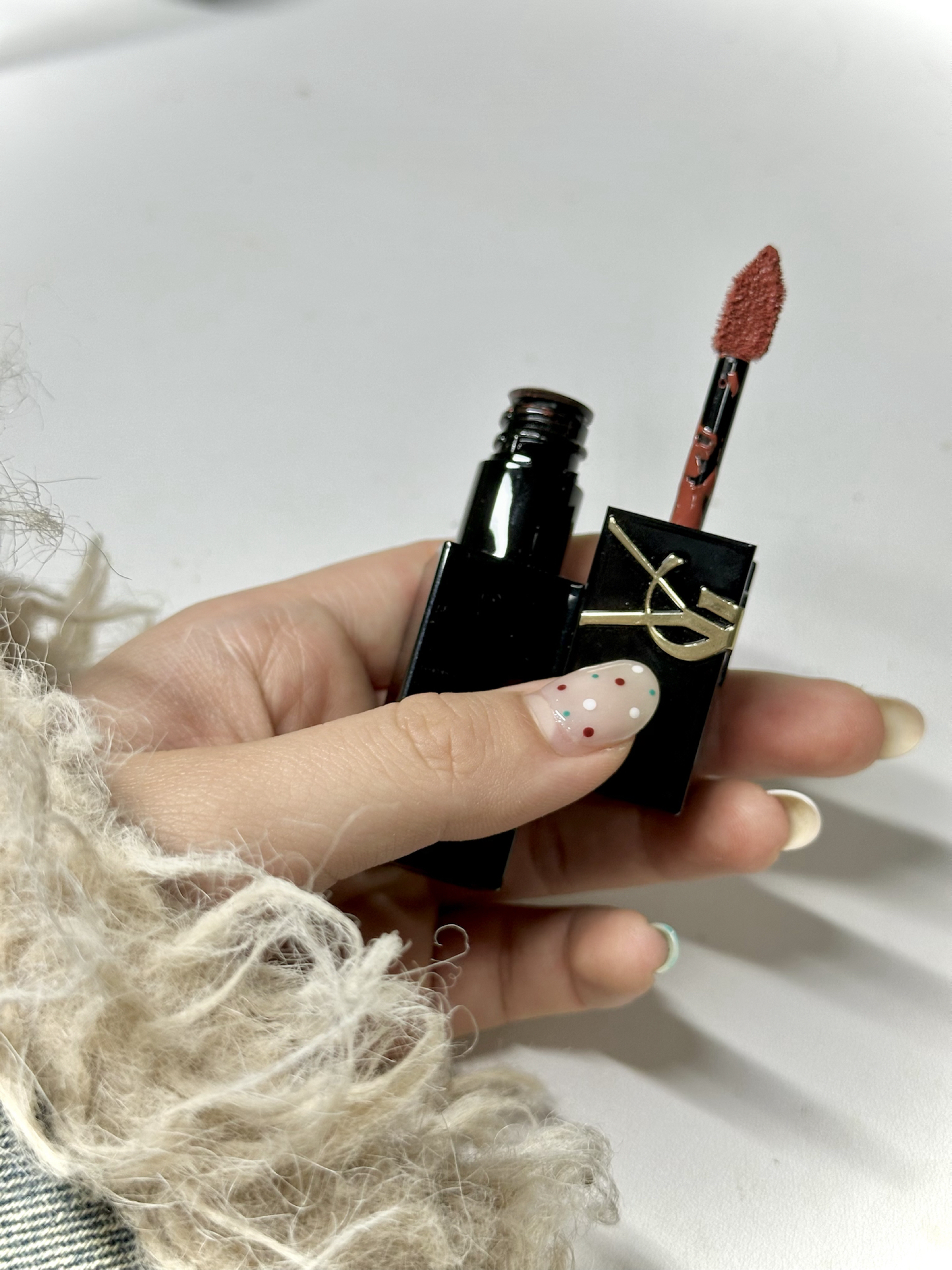 突然就悟了！难怪这颜色这么火…