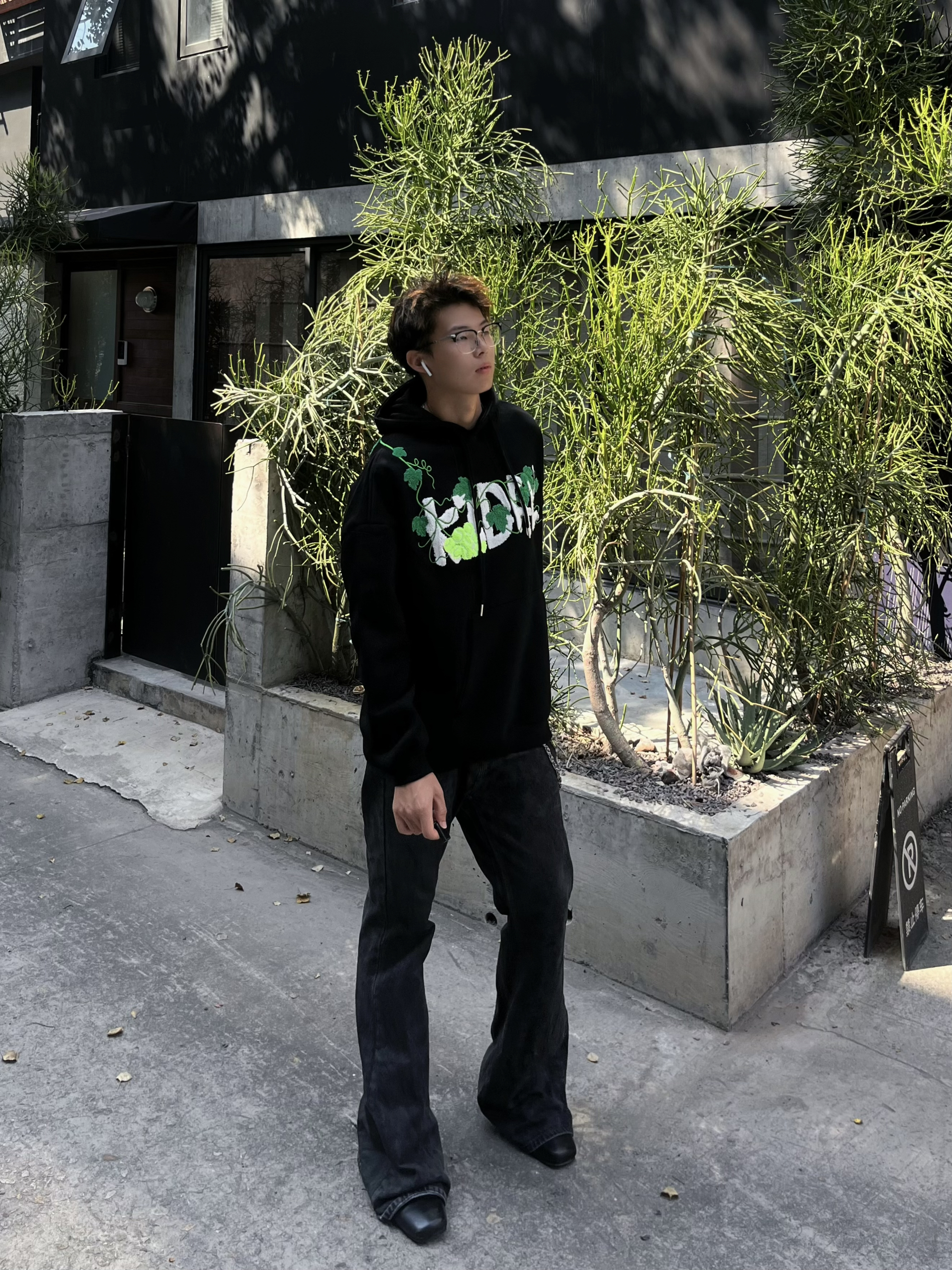 这件卫衣穿上直接自带流量密码