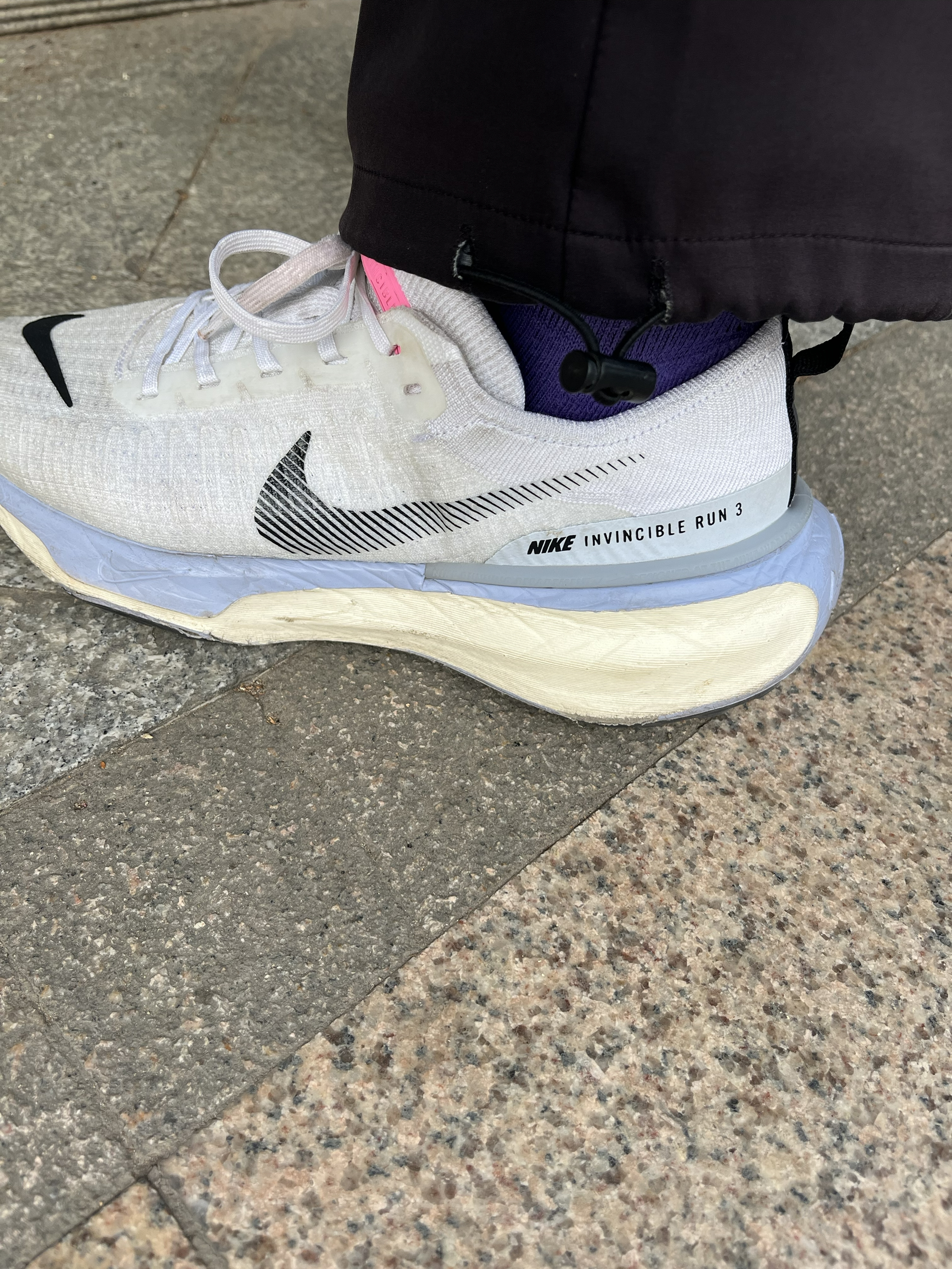 来看看nike家的顶级缓震