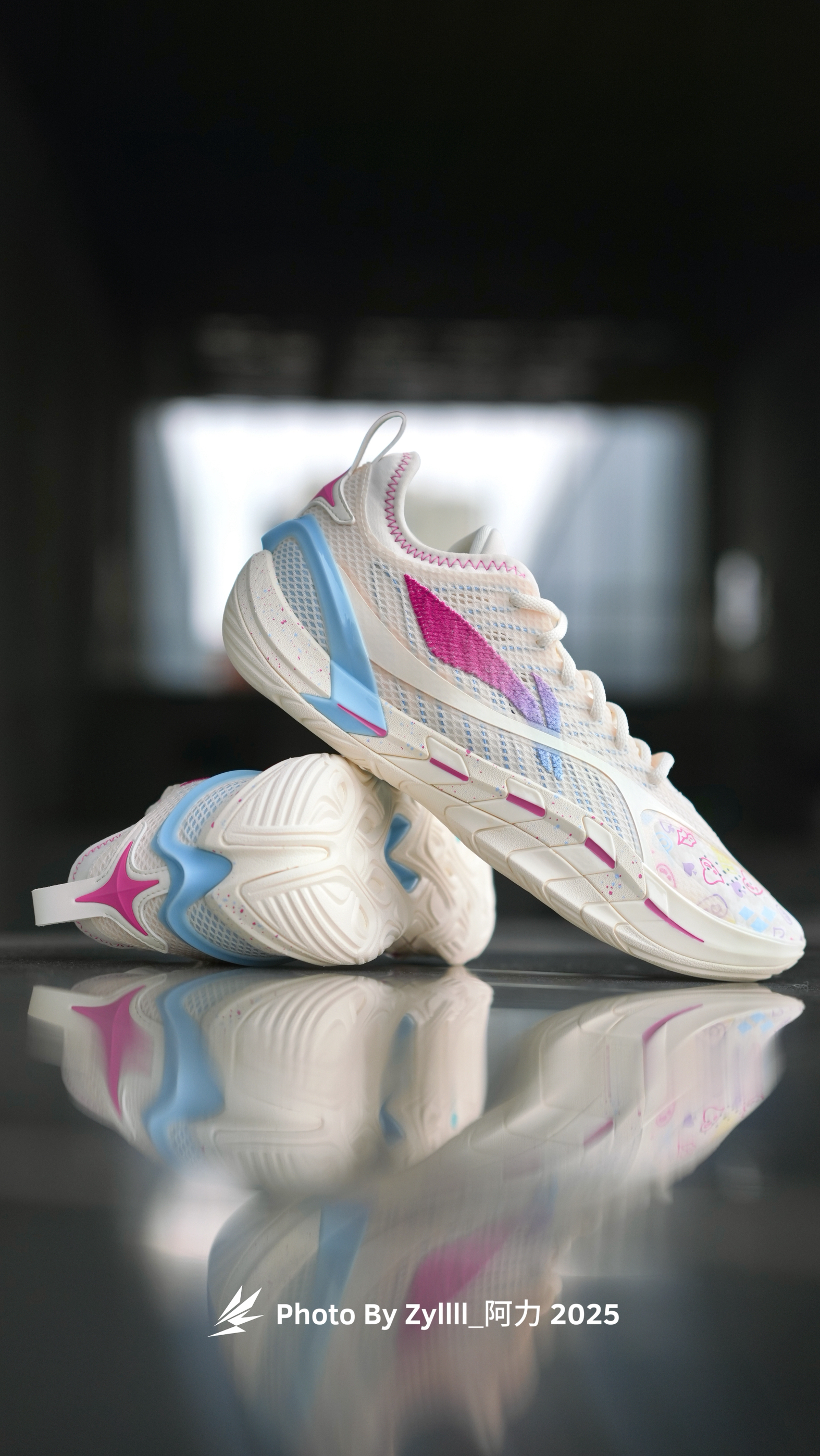 反伍游击2Super年度外场新选择?DBR超耐磨橡胶大底?