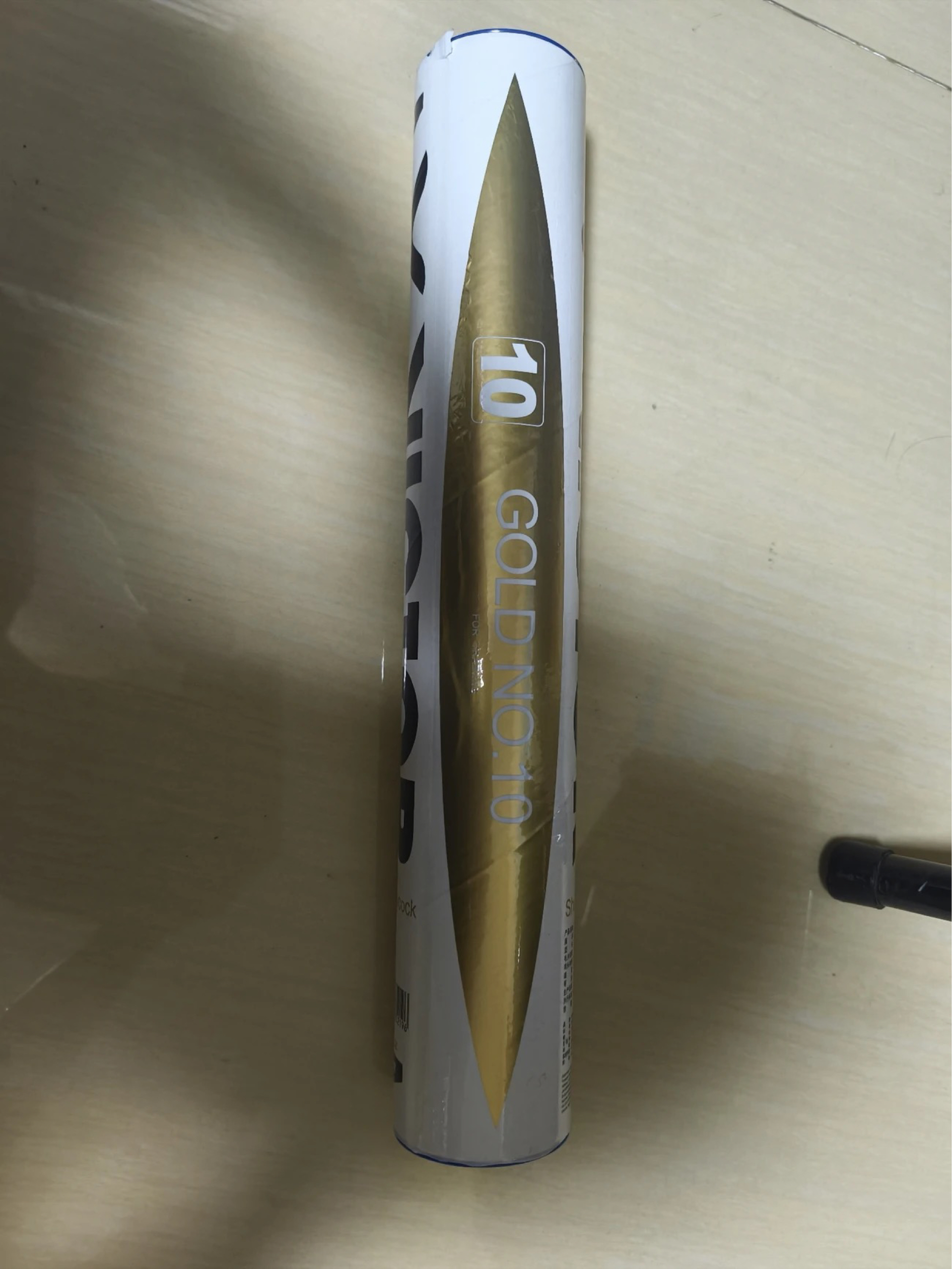 胜利金黄10号球，球友的性价比之选🏸