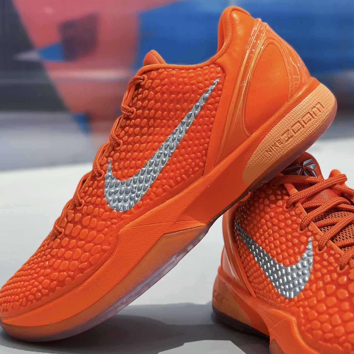 Nike Kobe 6「橙暴锋刃」体验:经典战靴的双面乐章