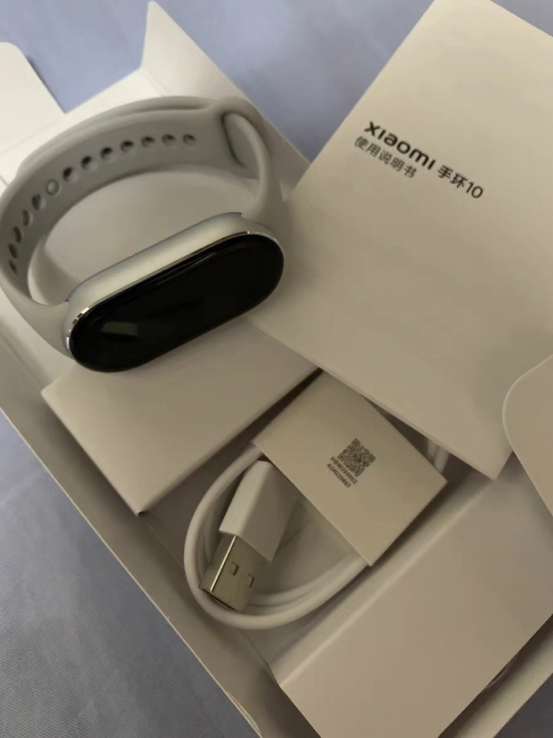 📱刚需续命神器！小米手环10二手款通勤运动双适配