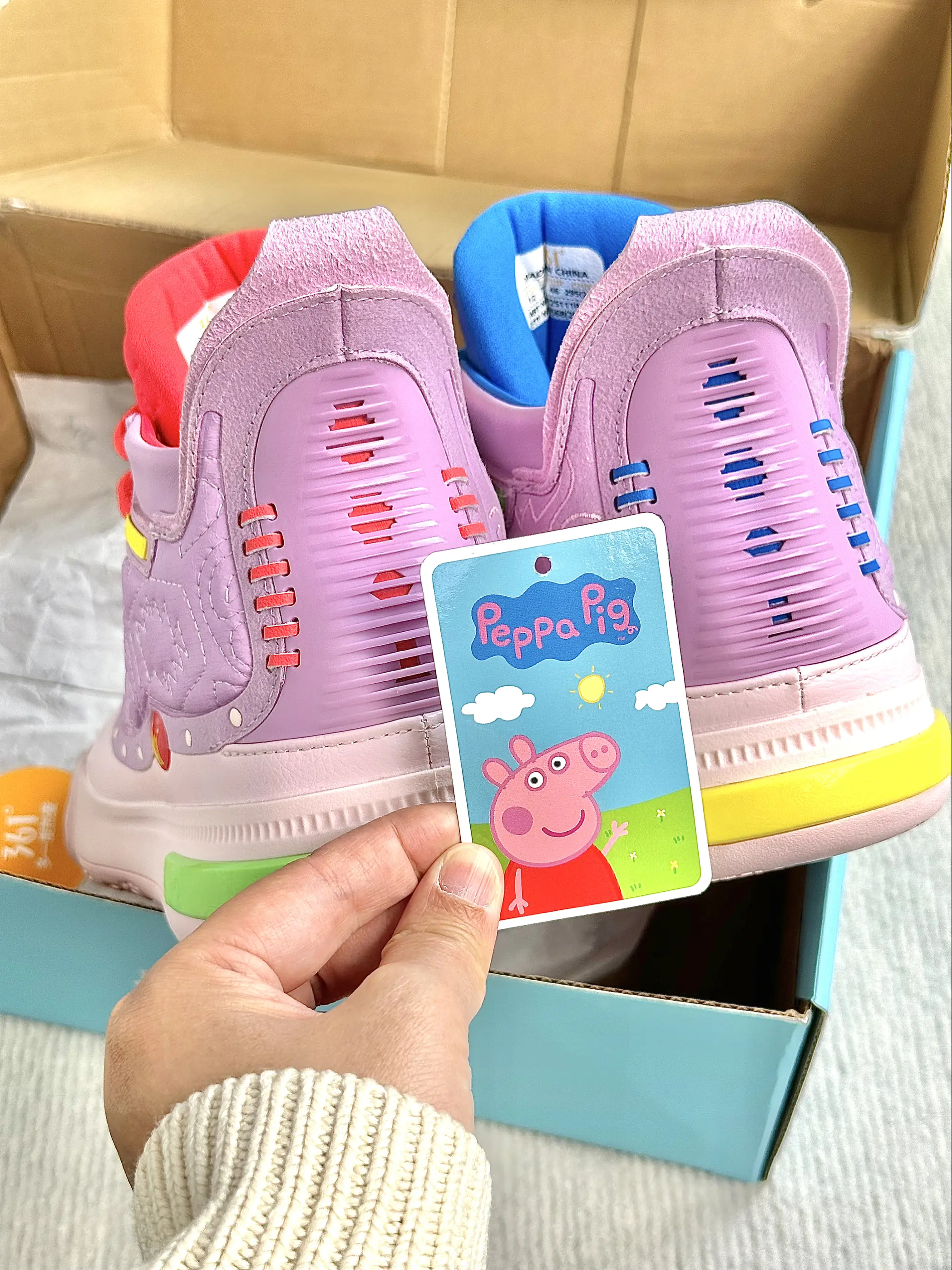 Joker 1 🐷 小猪佩奇 颜值党先入坑啦!