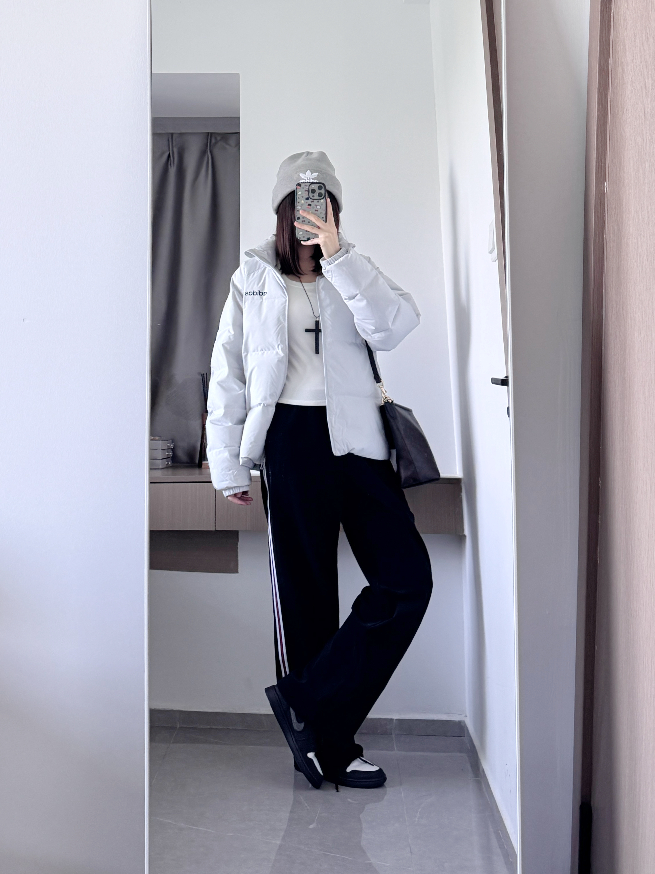 羽绒服➕FILA休闲裤 简约又帅气的一套！！！